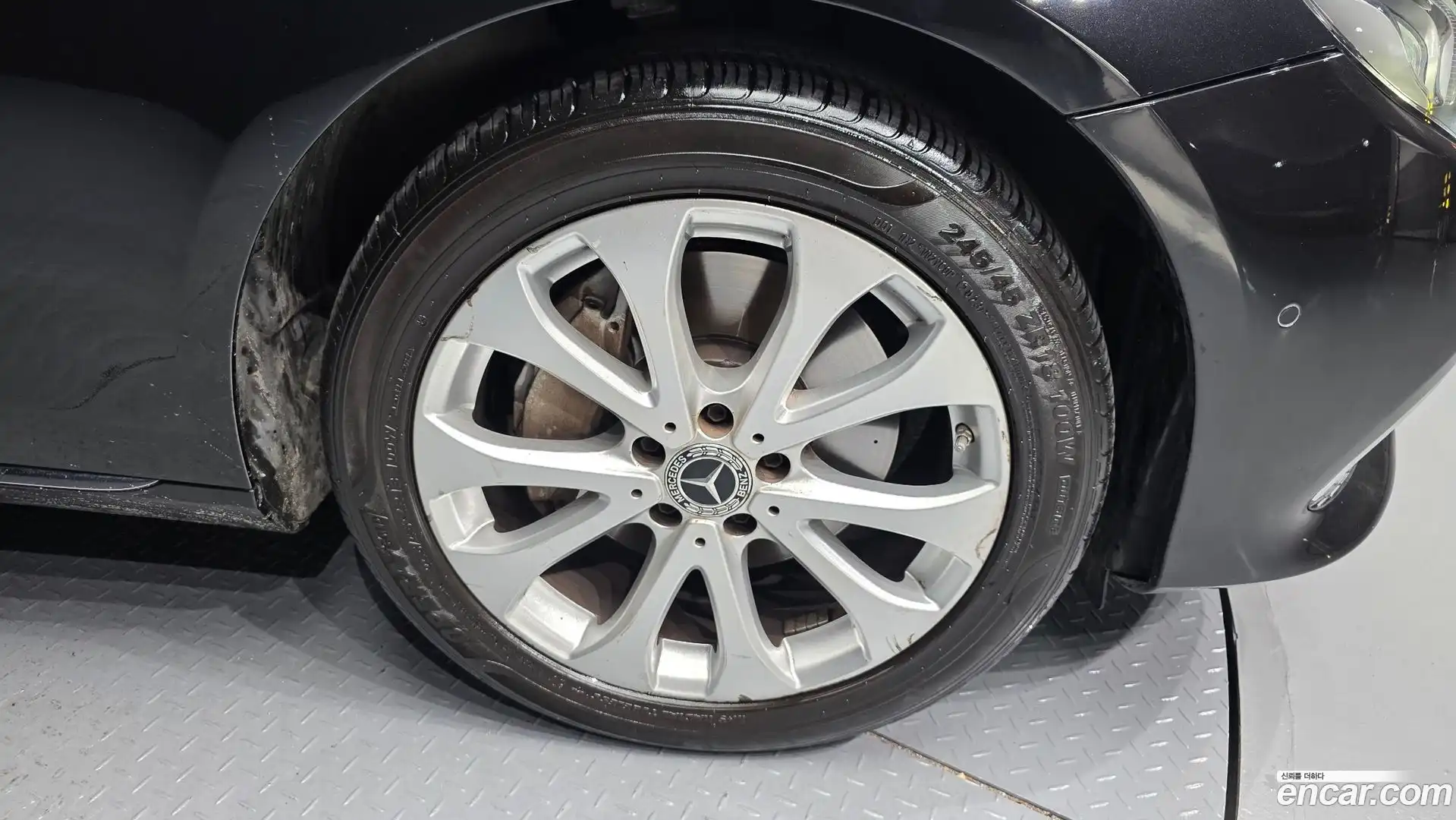 E-Class Mercedes-Benz 2017.5-OUTER-005