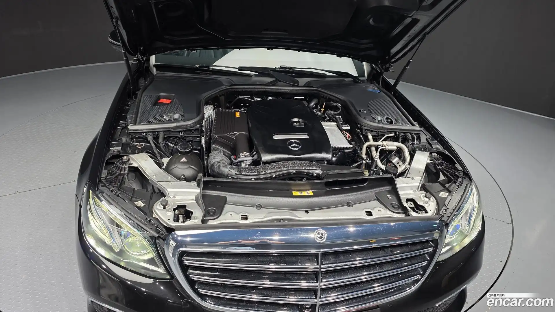 E-Class Mercedes-Benz 2017.5-OUTER-006