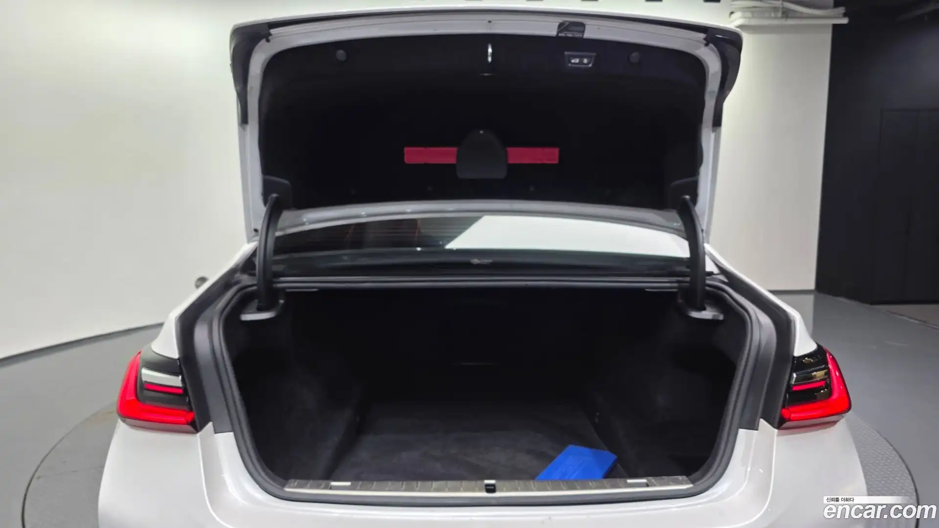 7-Series BMW 2021.3-OPTION-024