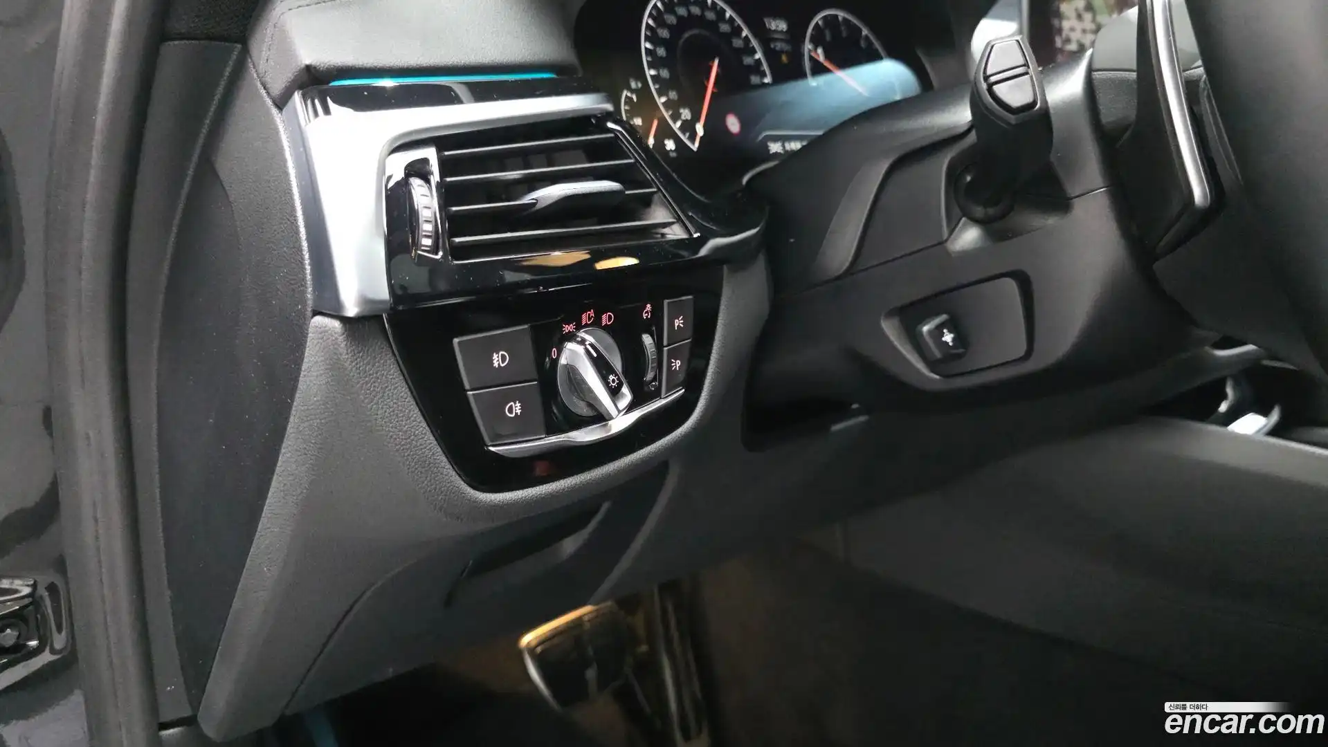 5-Series BMW 2019.7-OPTION-041