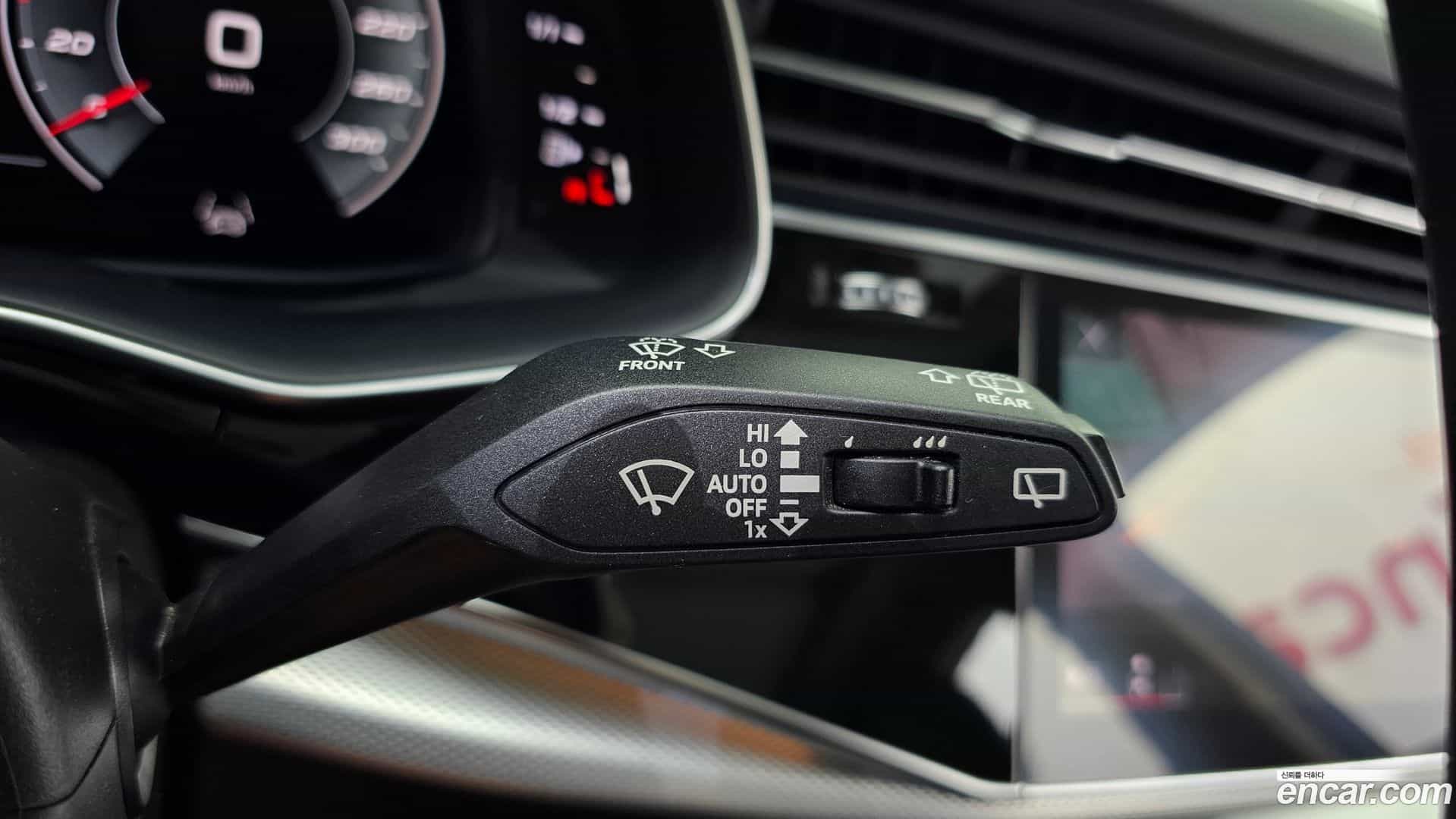 Q7 Audi 2021.9-OPTION-043