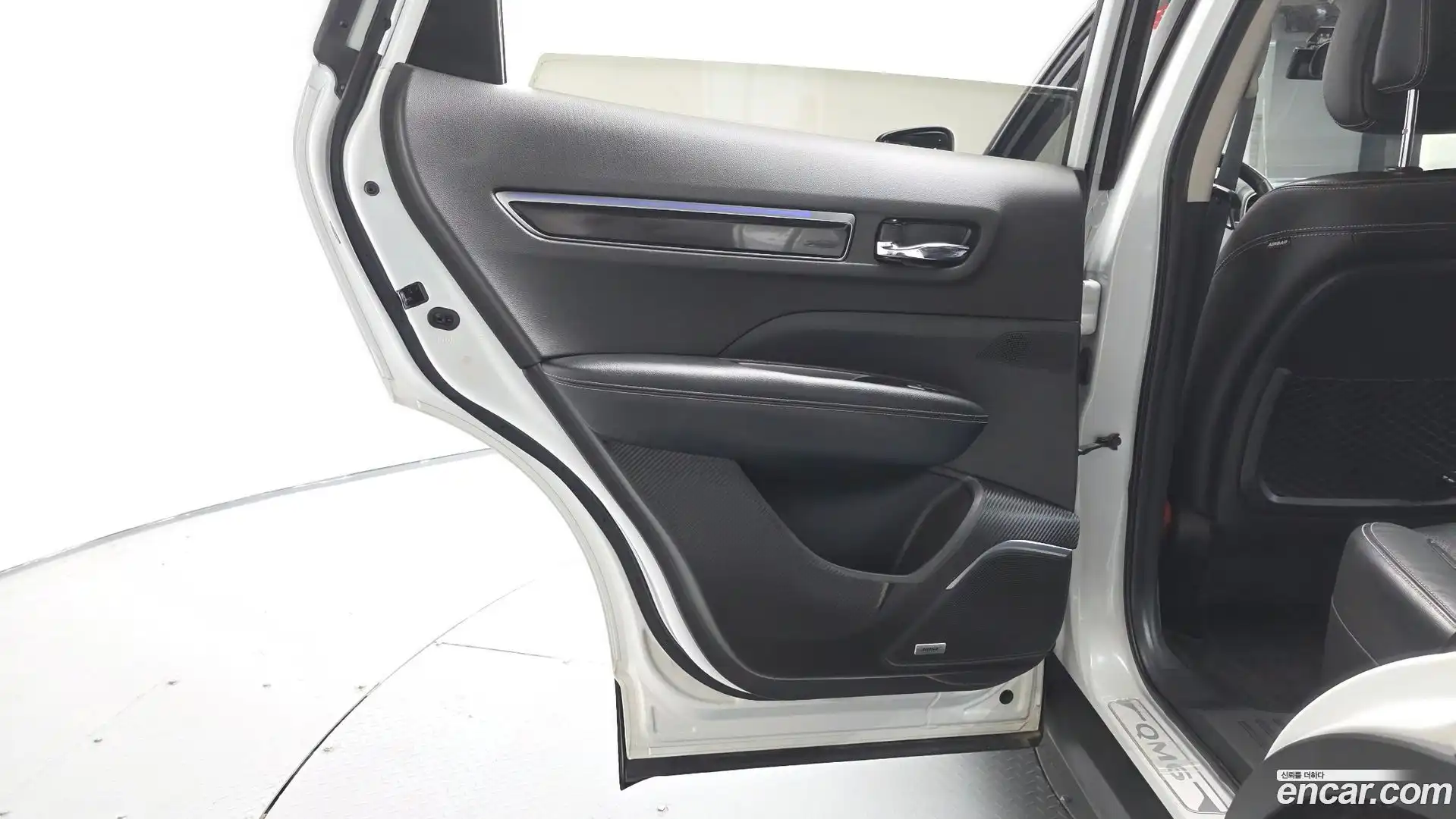 QM6 Renault Korea 2017.0-INNER-035