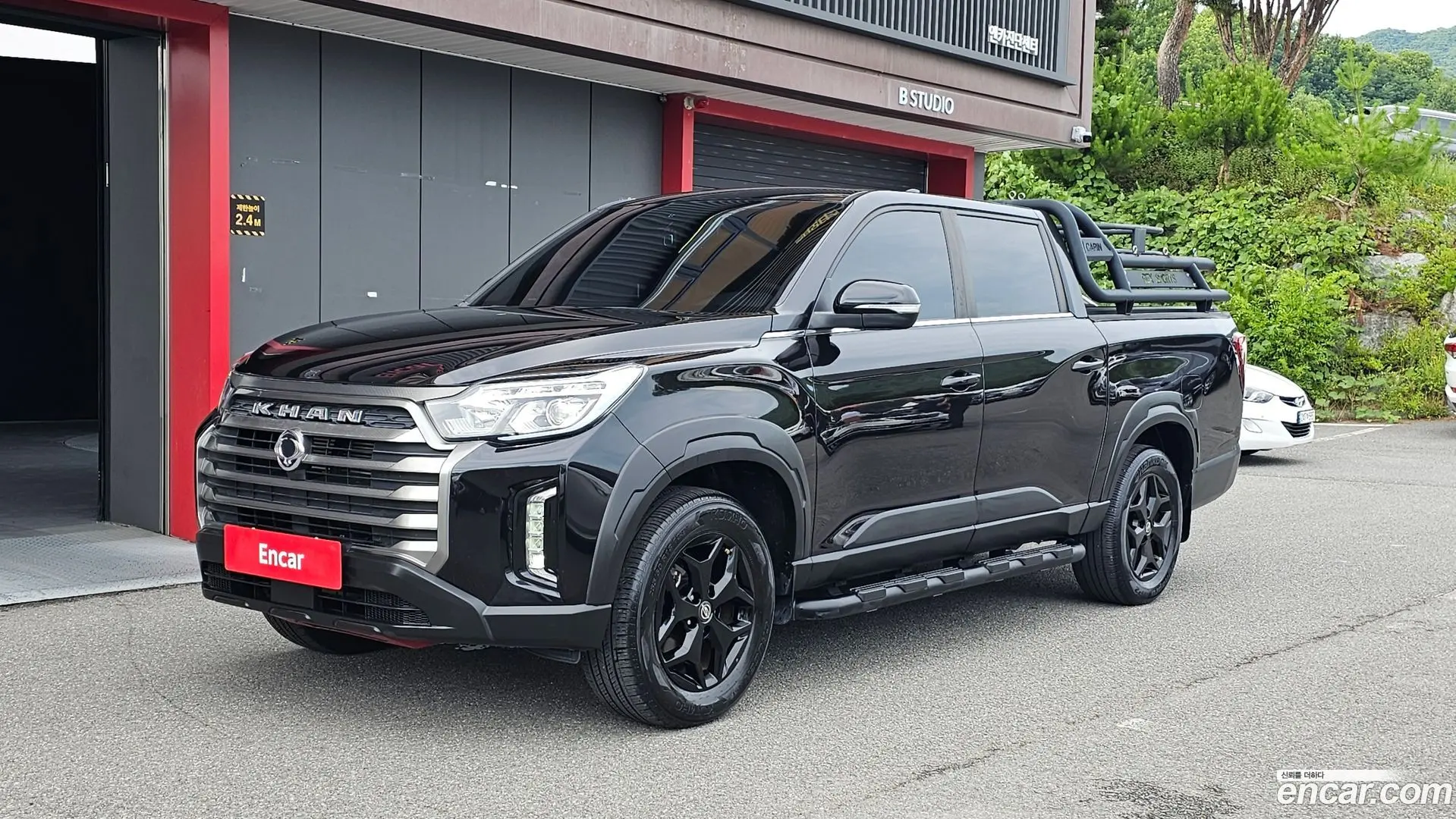 Main__Slider__Photo:Rexton KG Mobility 2021.7-0