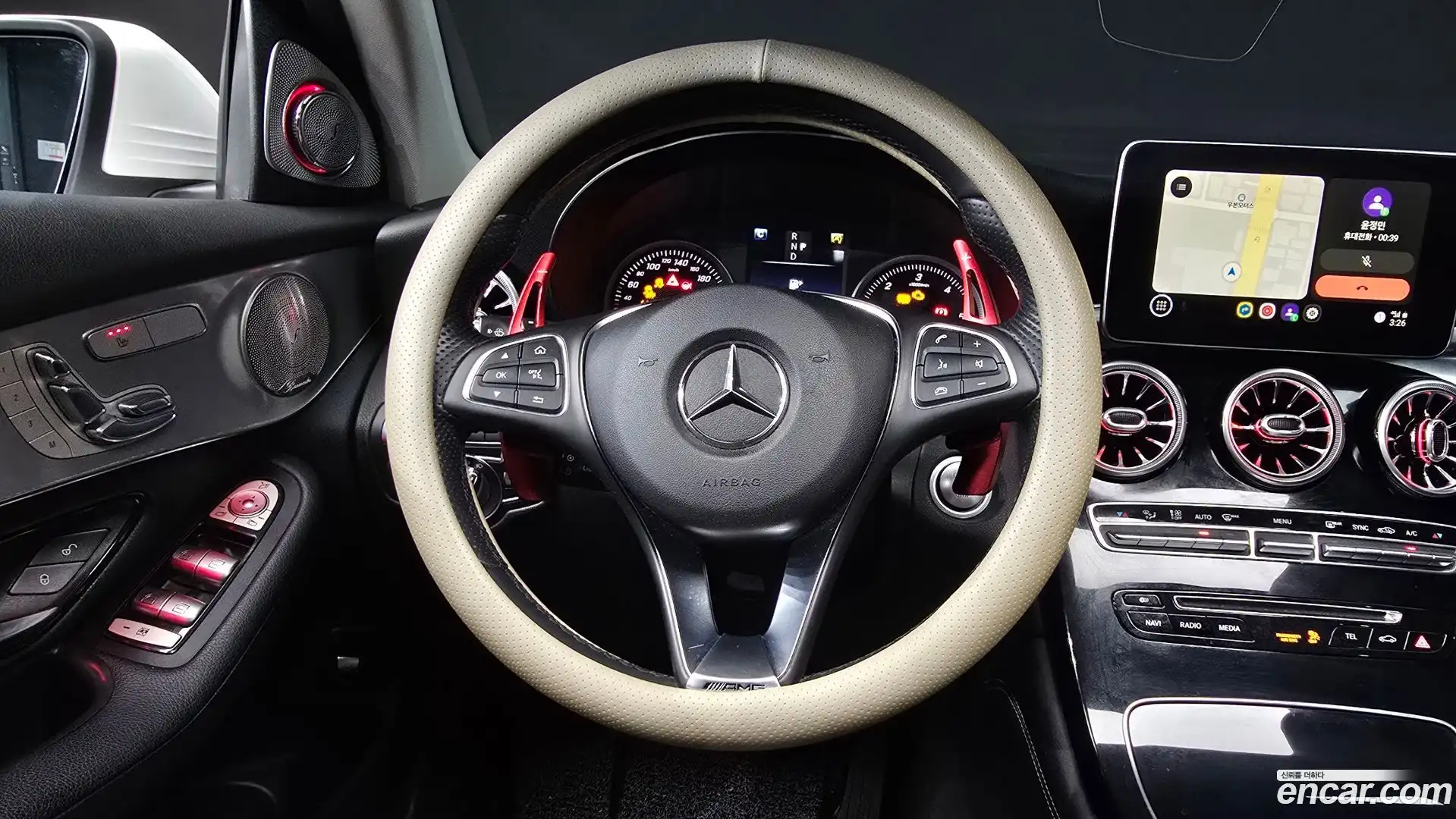GLC-Class Mercedes-Benz 2017.5-OPTION-017