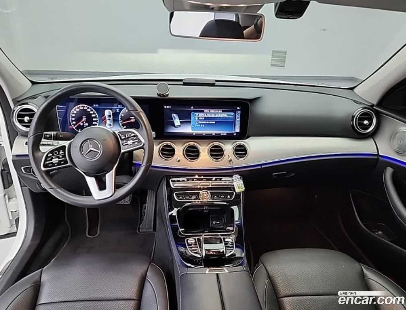 E-Class Mercedes-Benz 2018.8-INNER-007