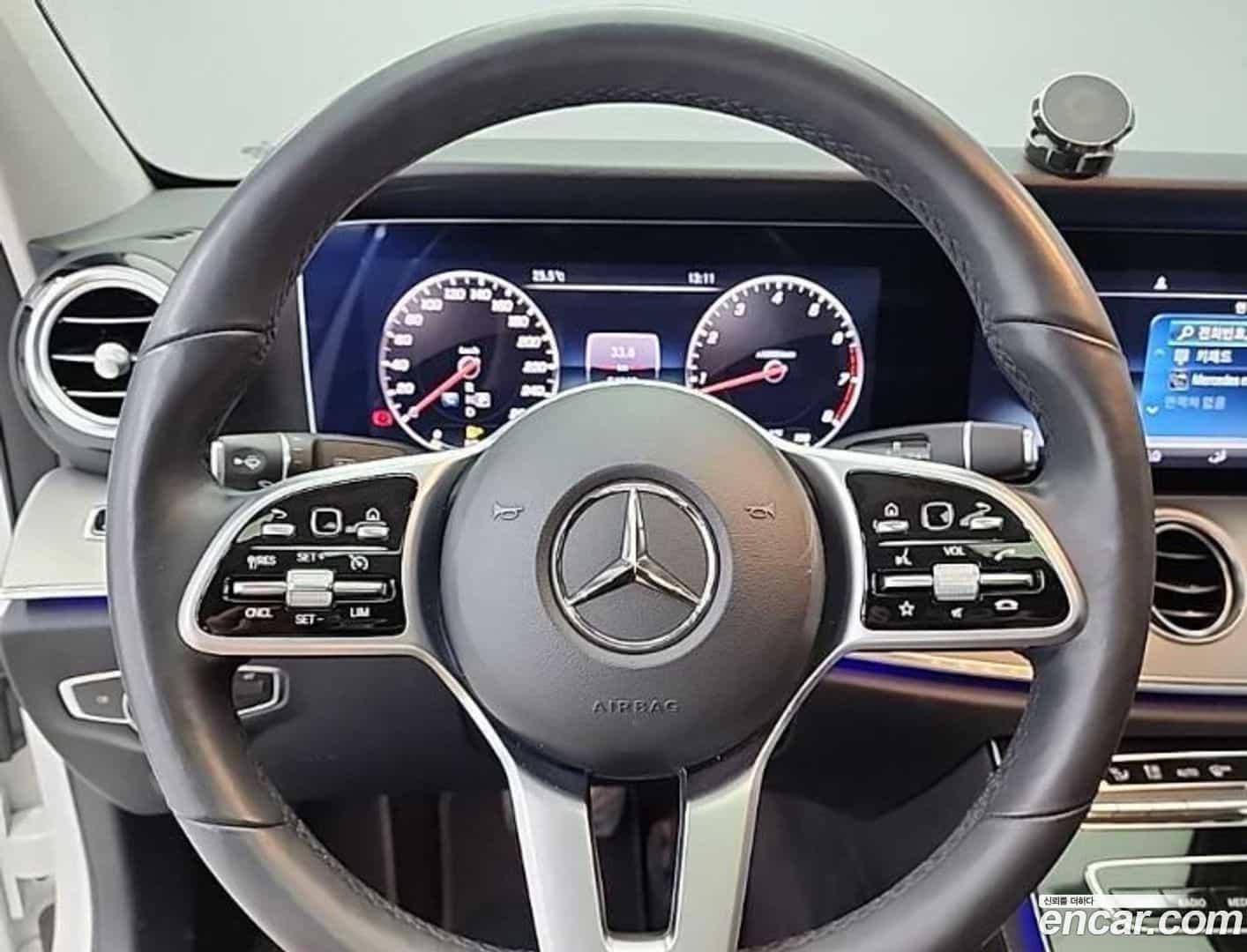 E-Class Mercedes-Benz 2018.8-INNER-009