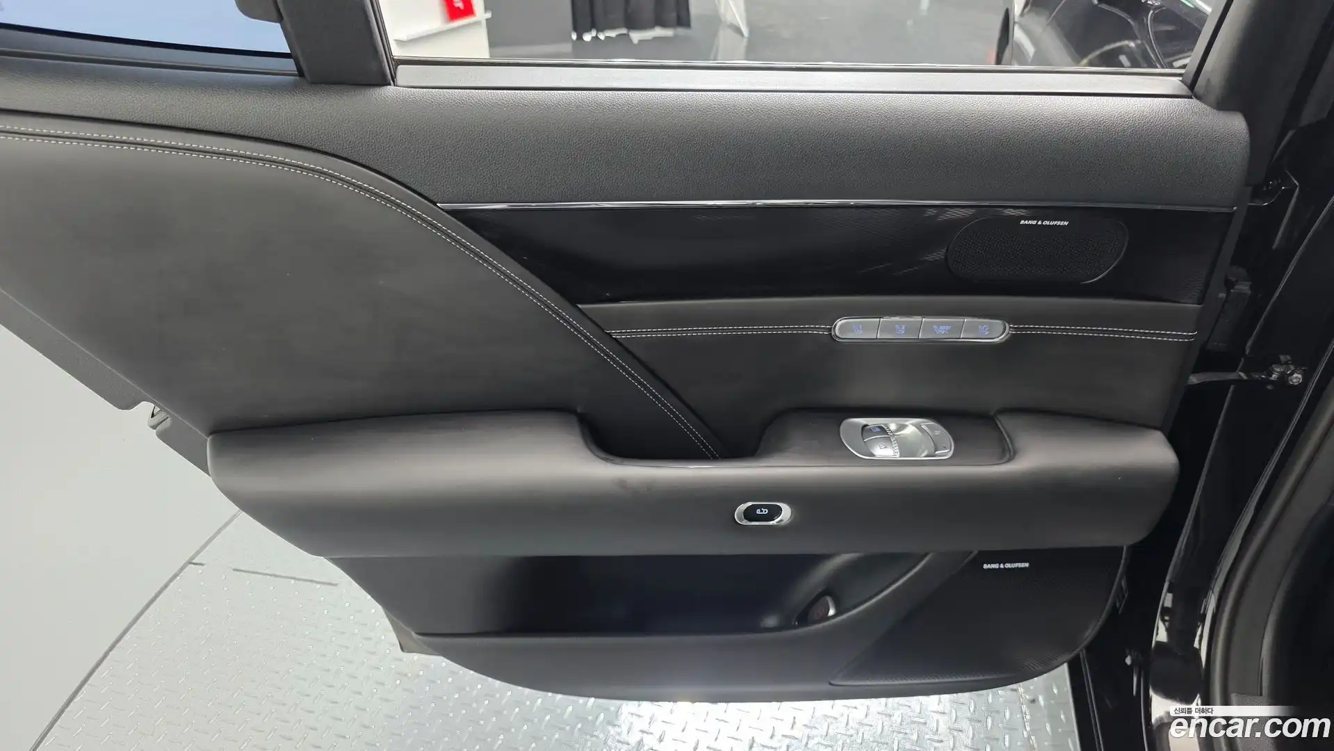 G90 Genesis 2022.4-INNER-035