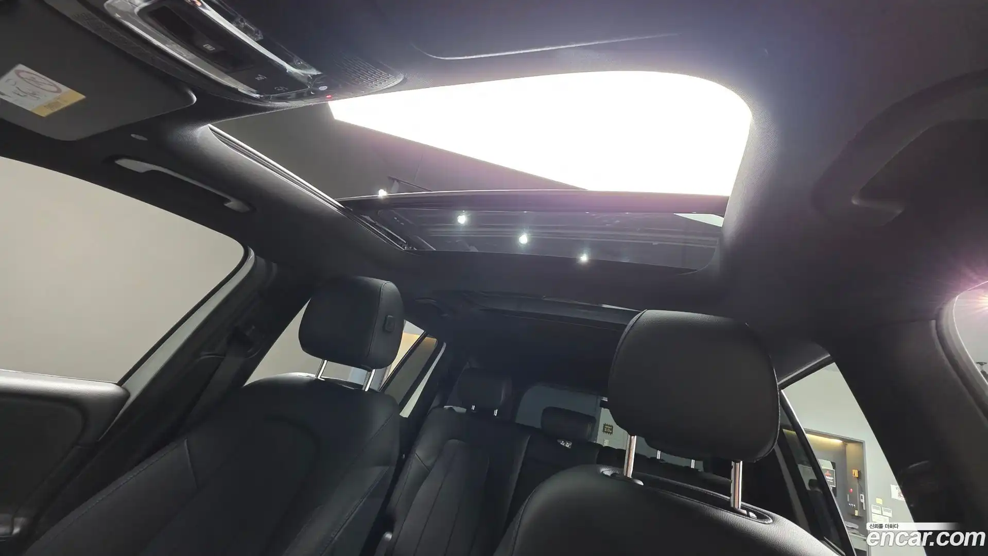 GLB-Class Mercedes-Benz 2021.8-OPTION-015