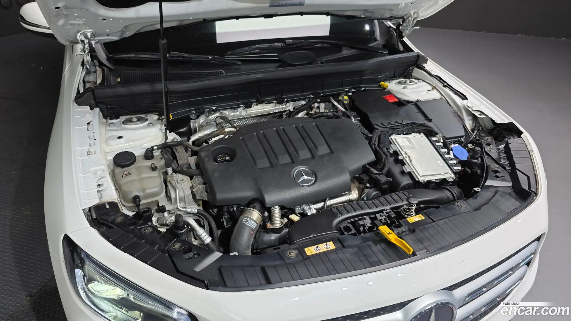 GLB-Class Mercedes-Benz 2021.8-OPTION-041