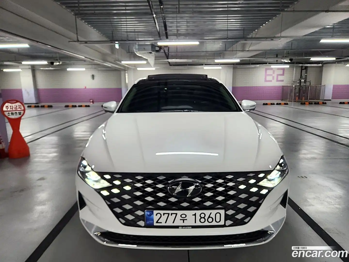 Grandeur Hyundai 2022.4-OUTER-002