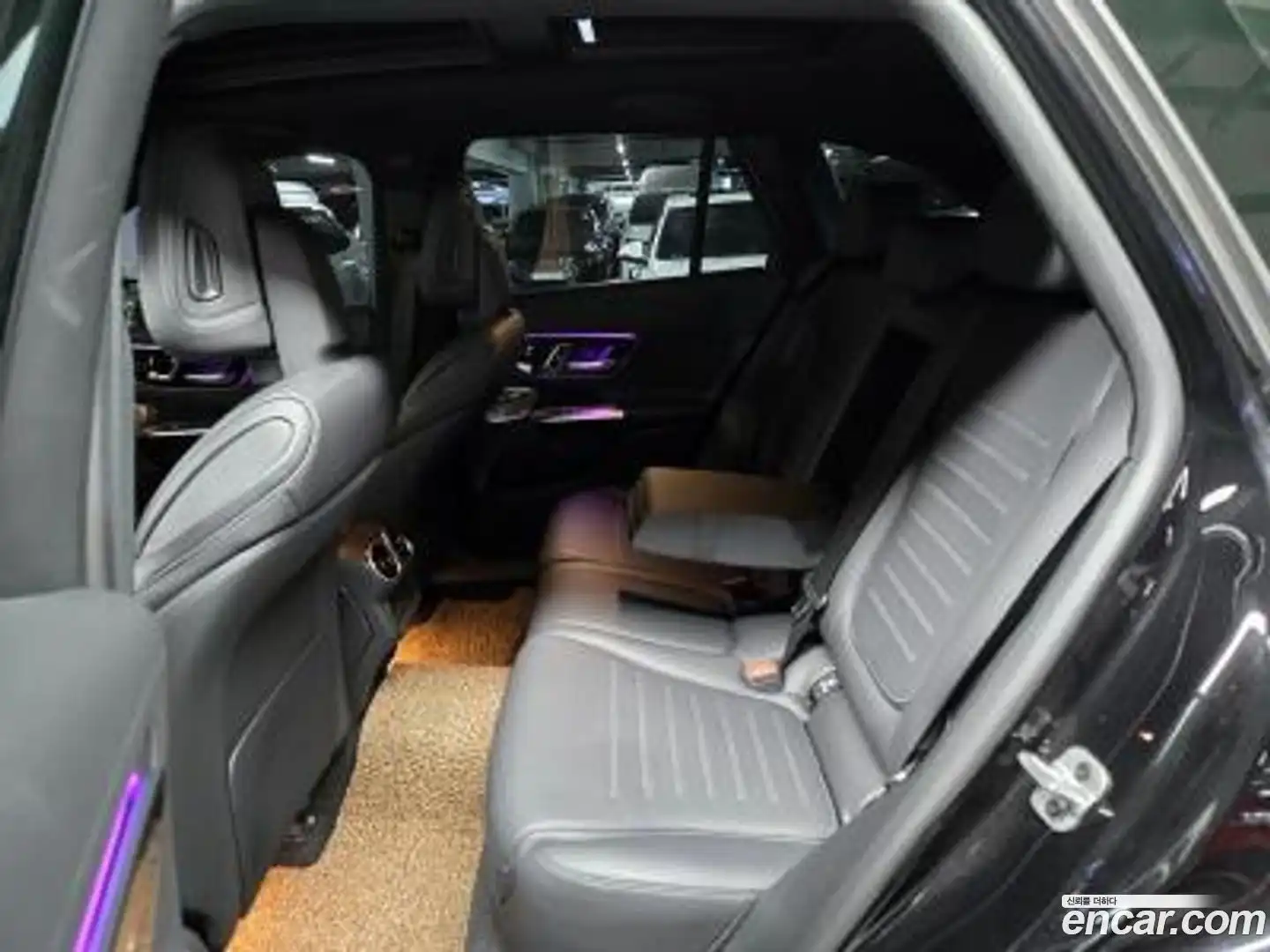GLC-Class Mercedes-Benz 2023.10-OUTER-006