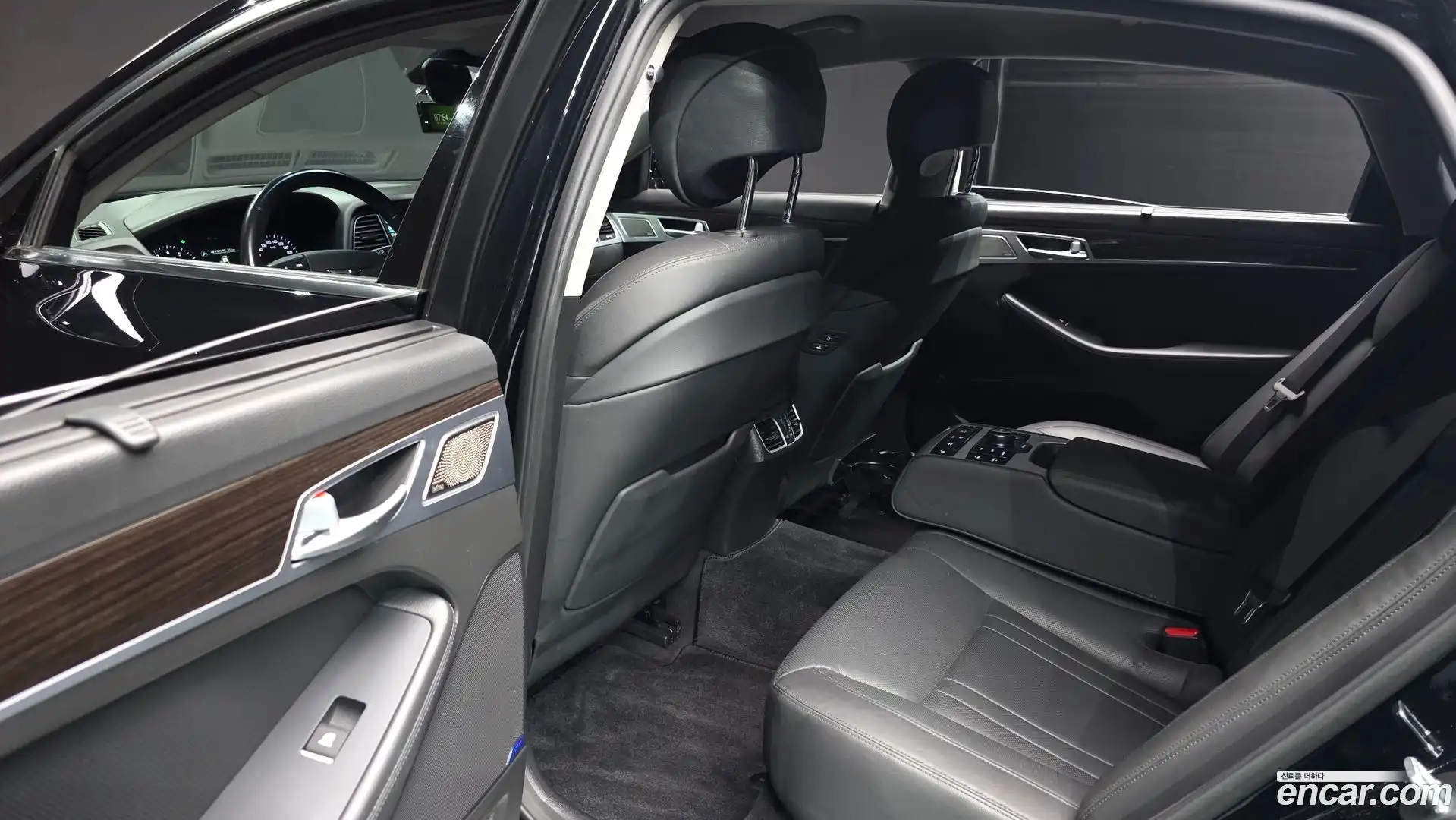 G80 Genesis 2016.6-OPTION-015