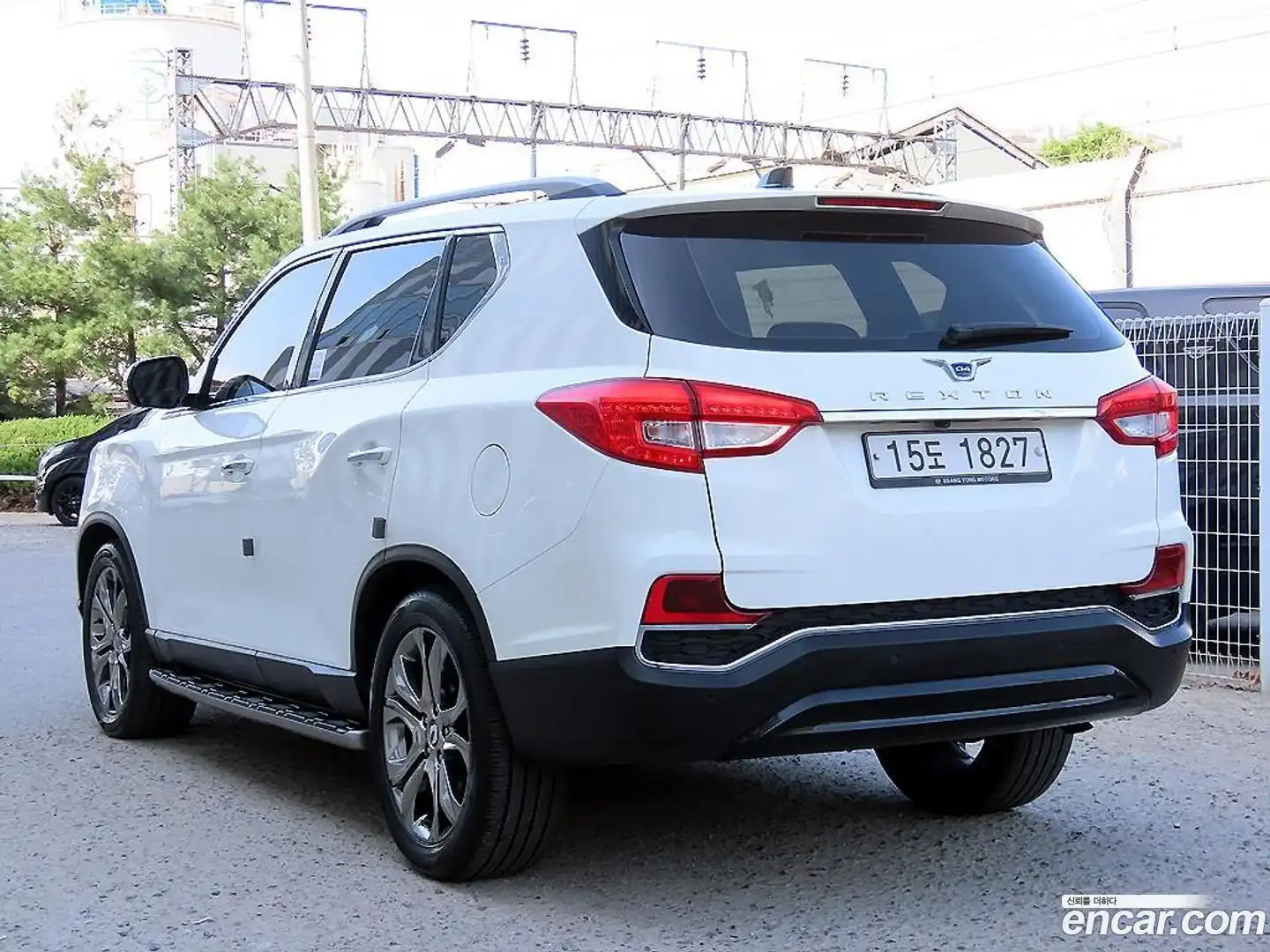 Rexton KG Mobility 2017.5-OUTER-003