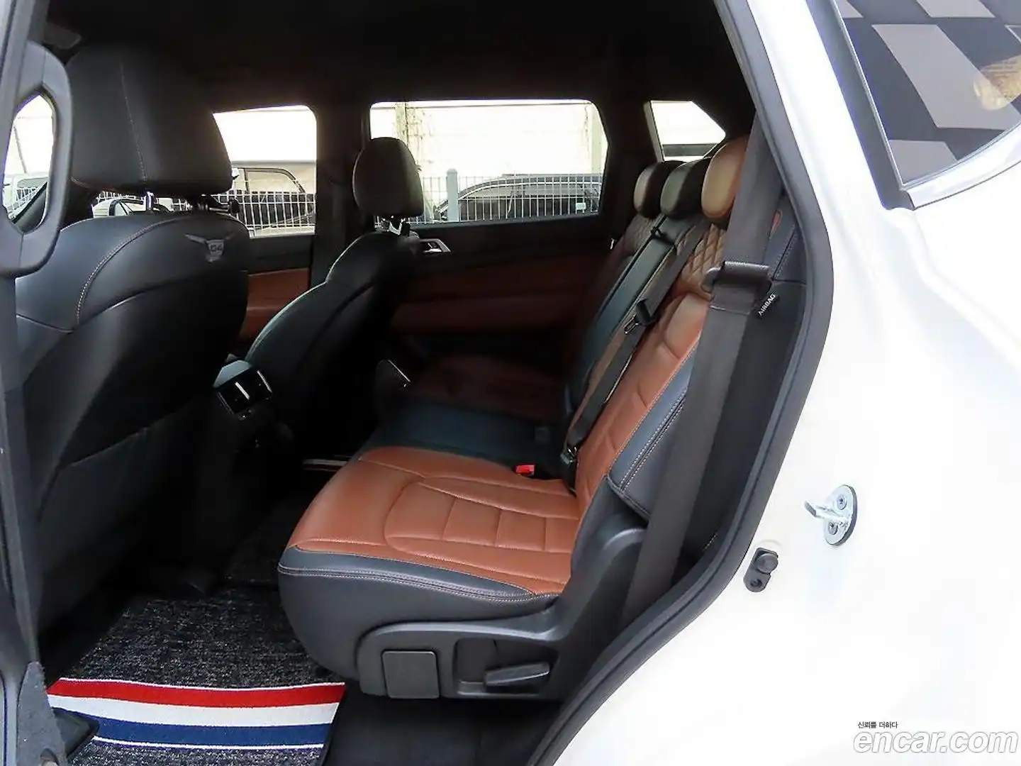 Rexton KG Mobility 2017.5-OUTER-006