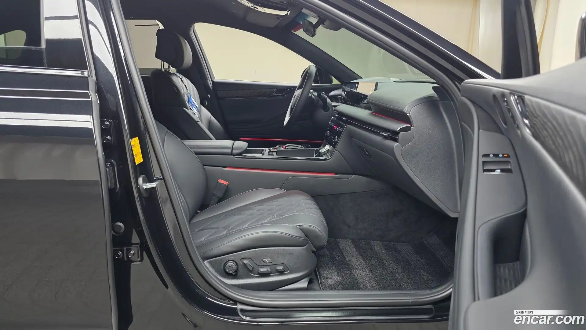 G80 Genesis 2025.3-INNER-036