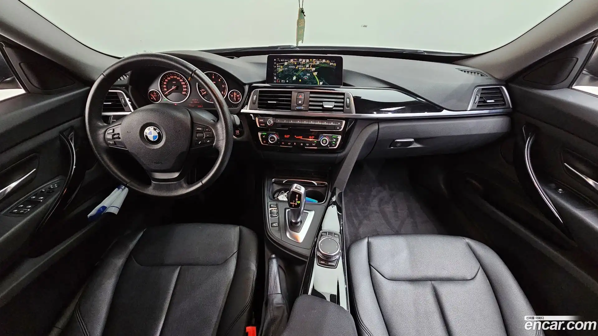 Gran Turismo BMW 2018.3-INNER-007