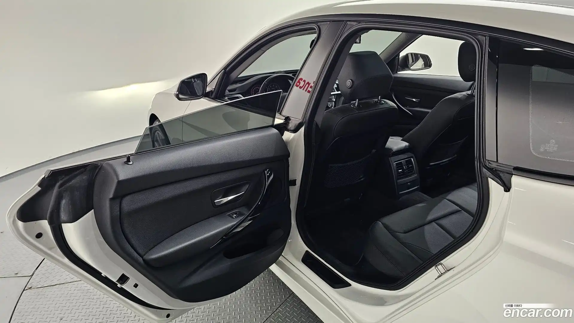 Gran Turismo BMW 2018.3-OPTION-023