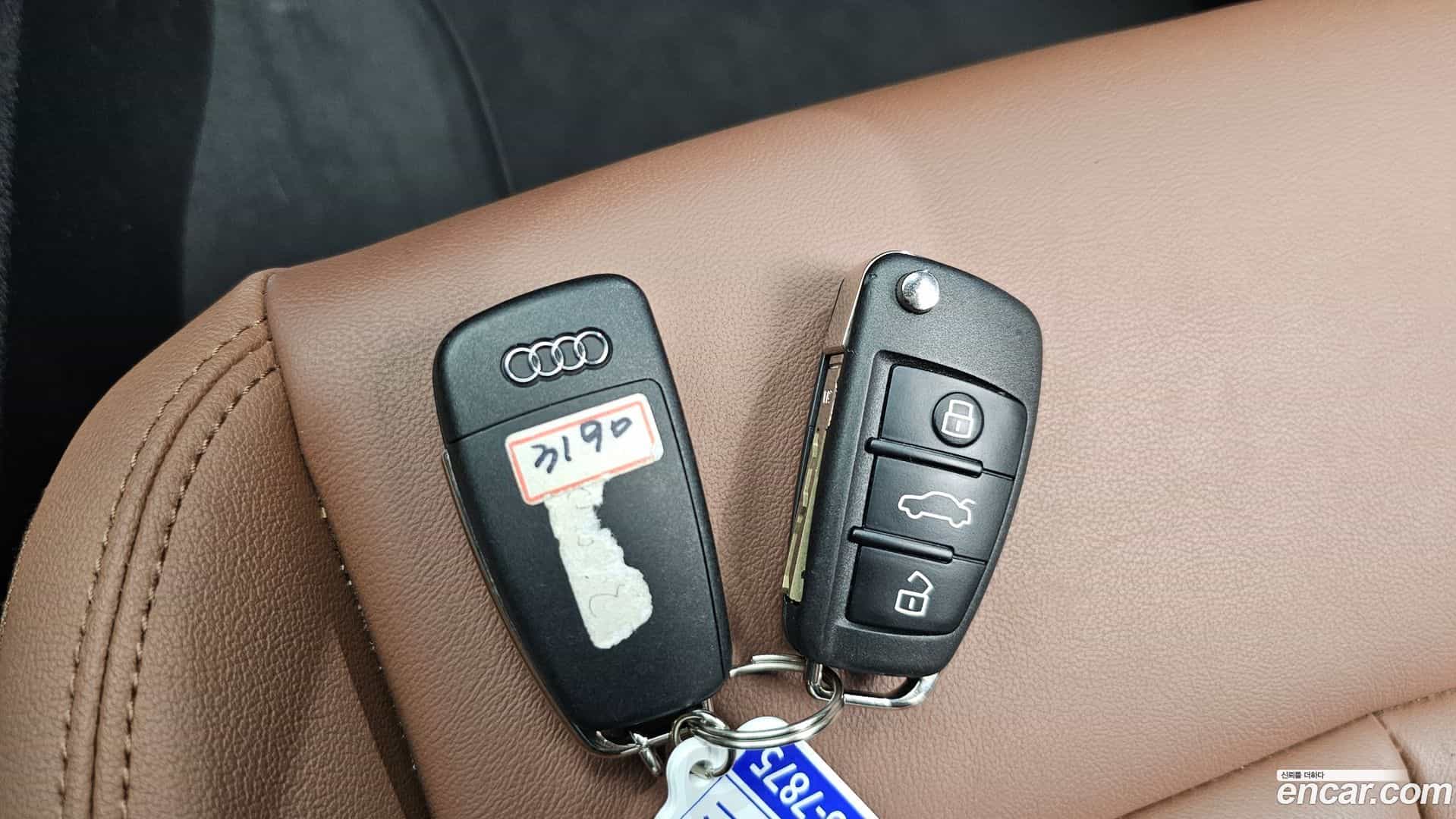 Q3 Audi 2020.10-OPTION-041