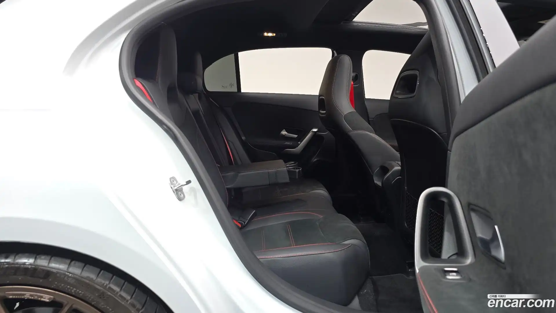 A-Class Mercedes-Benz 2023.5-OPTION-016