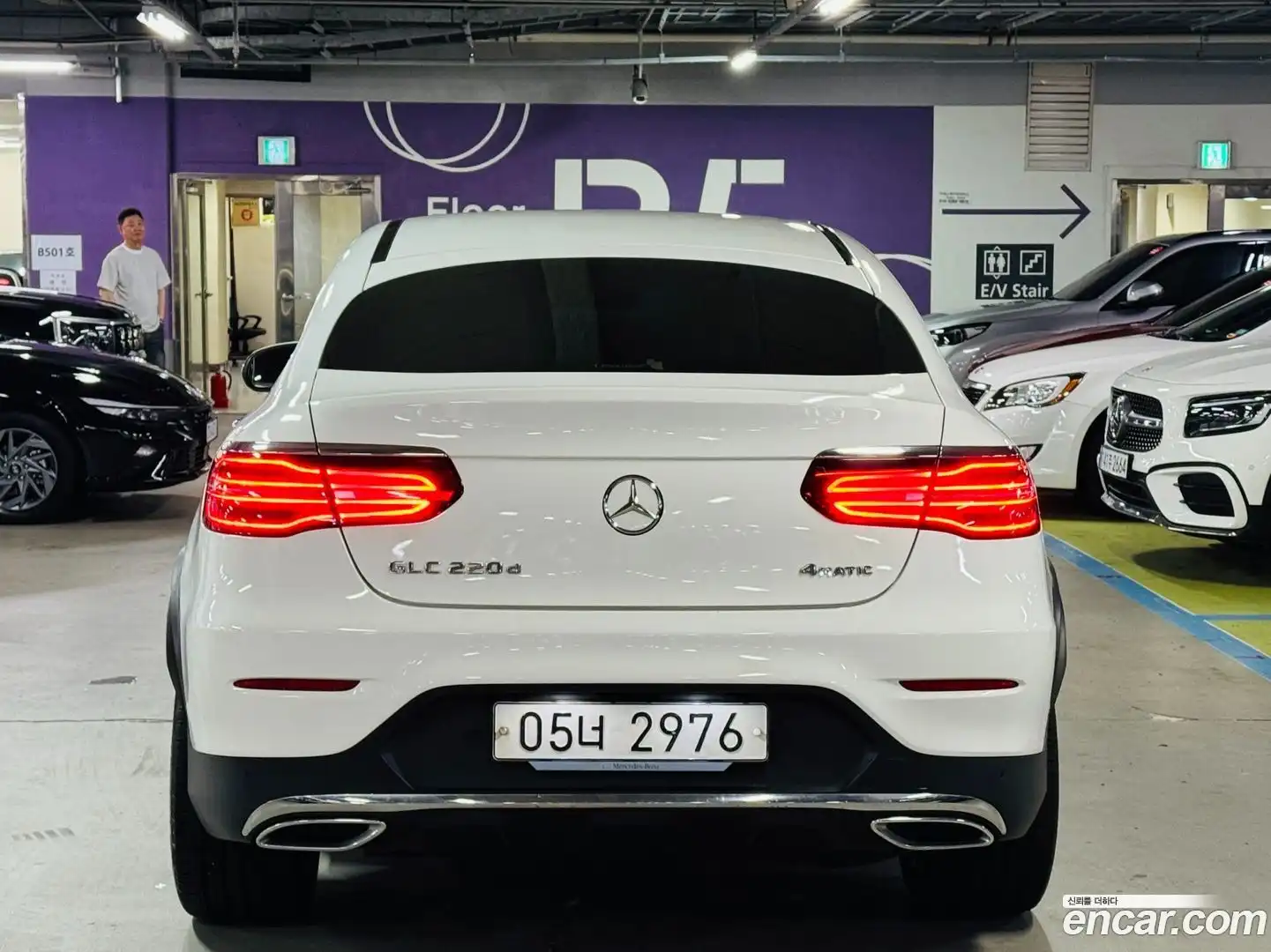 GLC-Class Mercedes-Benz 2018.5-OUTER-004