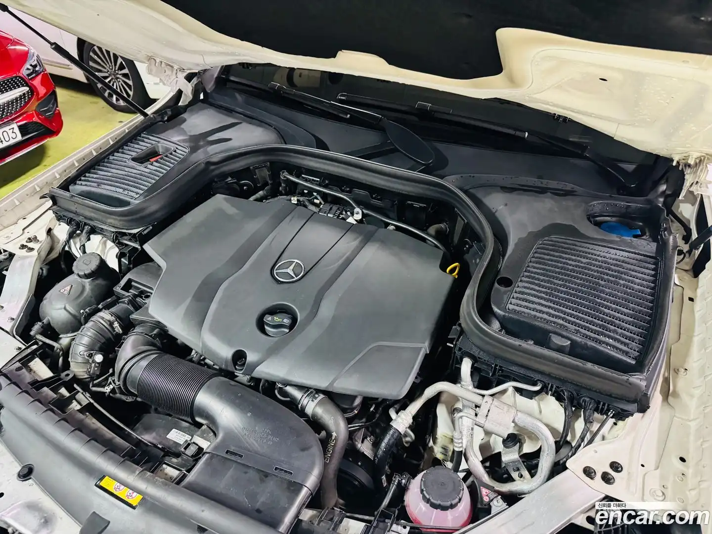 GLC-Class Mercedes-Benz 2018.5-OUTER-006