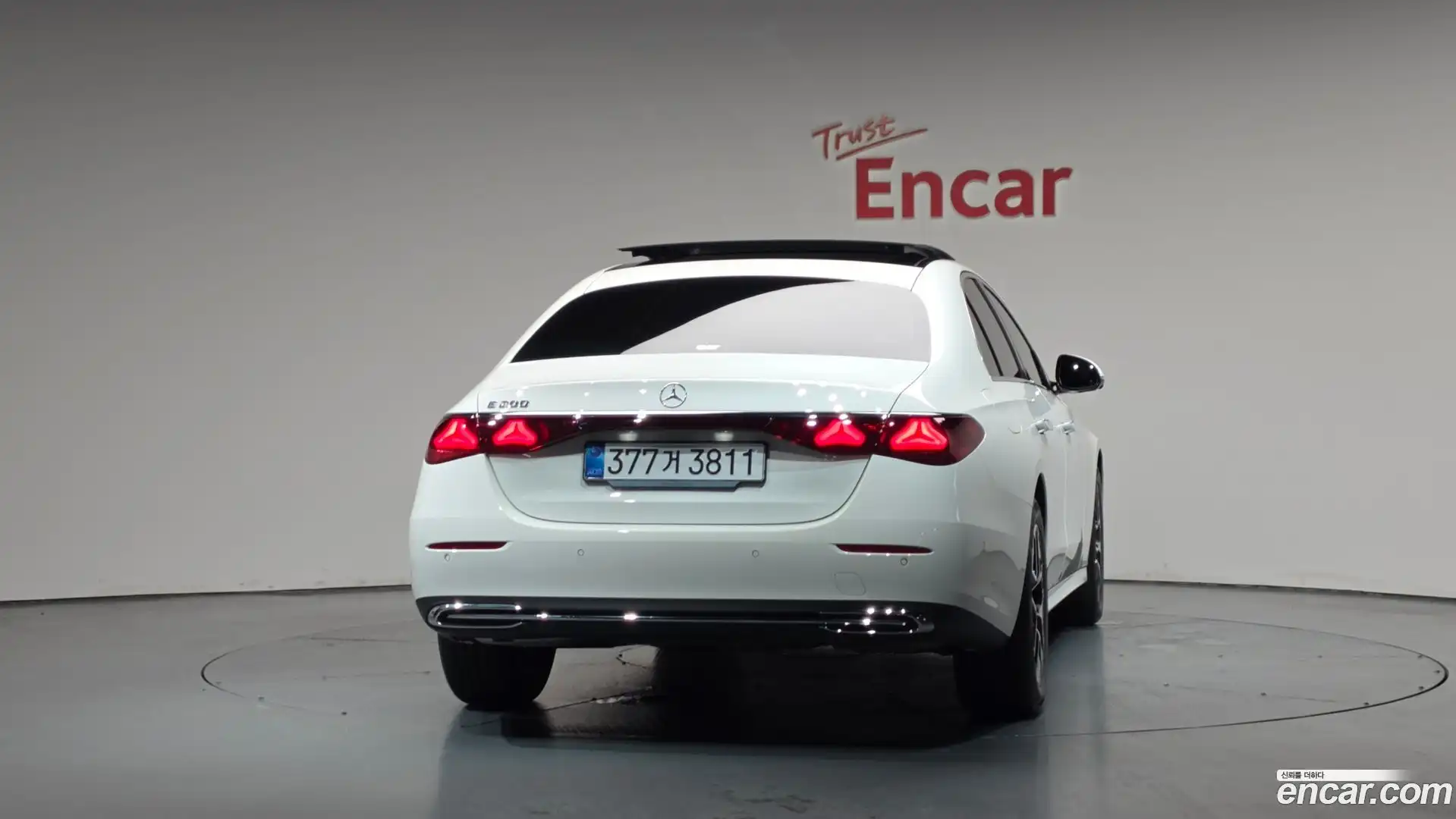E-Class Mercedes-Benz 2026.3-OUTER-004