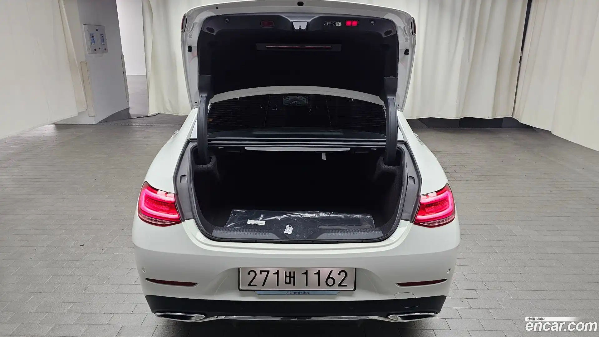 CLS-Class Mercedes-Benz 2023.9-OPTION-021
