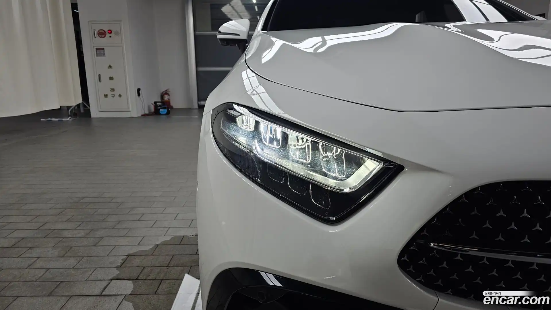 CLS-Class Mercedes-Benz 2023.9-OUTER-032