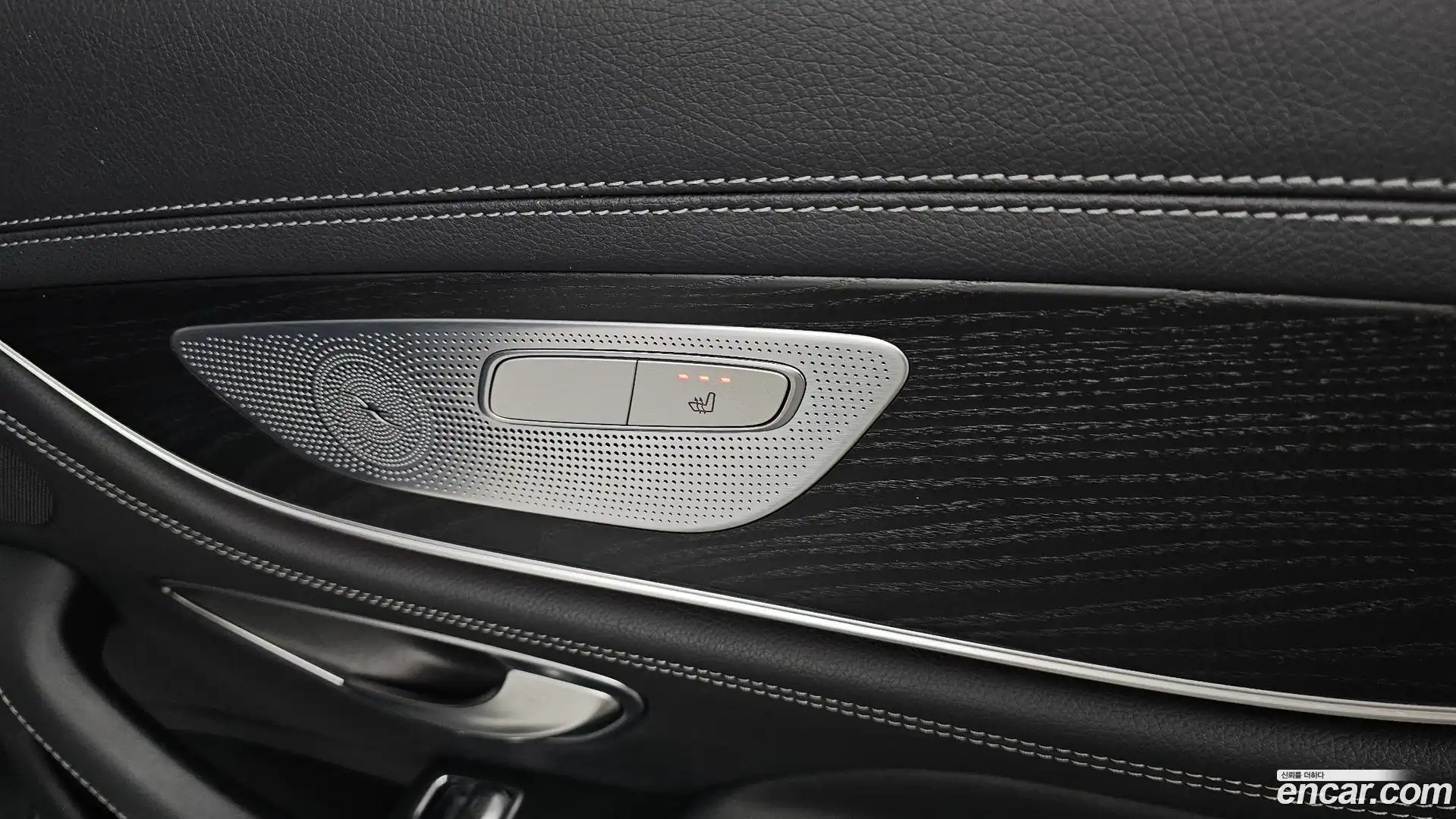 CLS-Class Mercedes-Benz 2023.9-OPTION-042