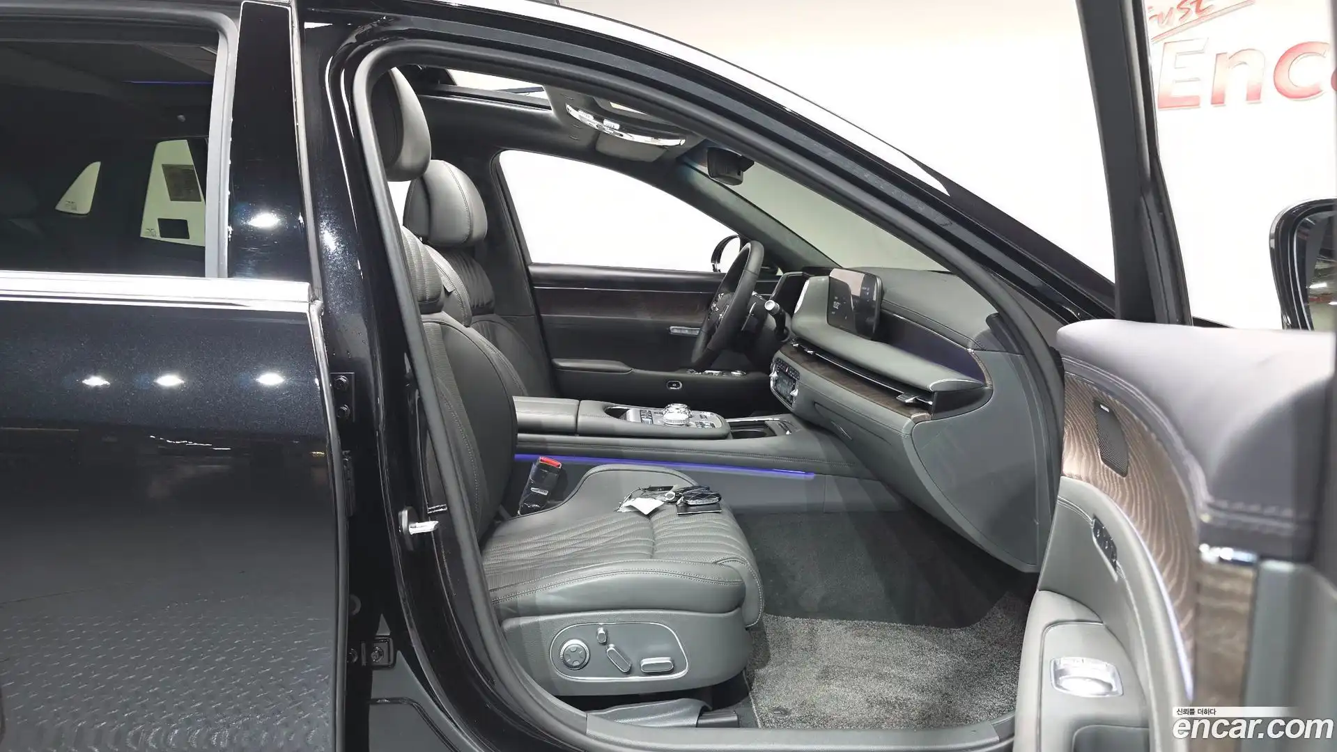 G90 Genesis 2023.8-INNER-036