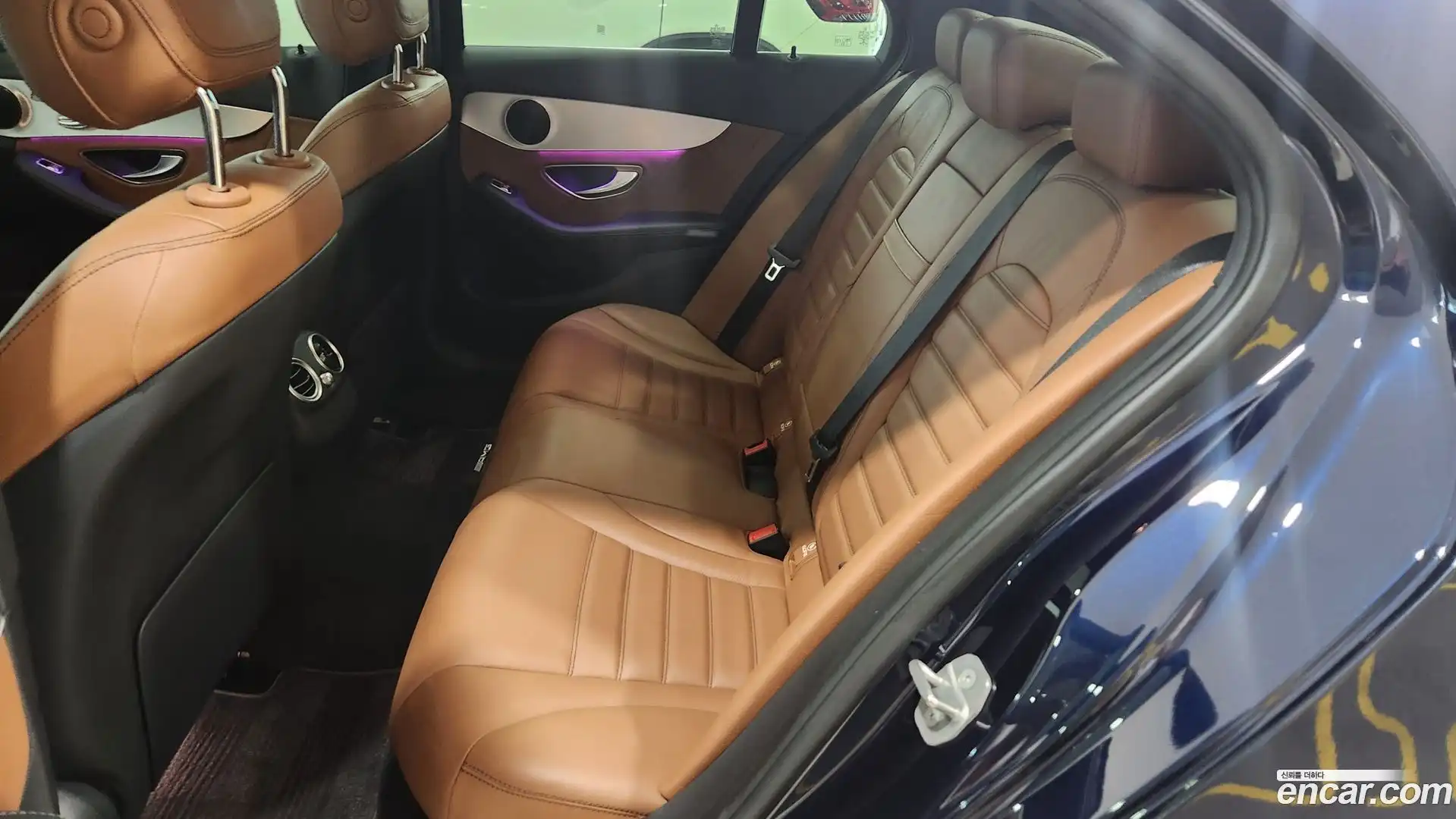 C-Class Mercedes-Benz 2021.6-INNER-010