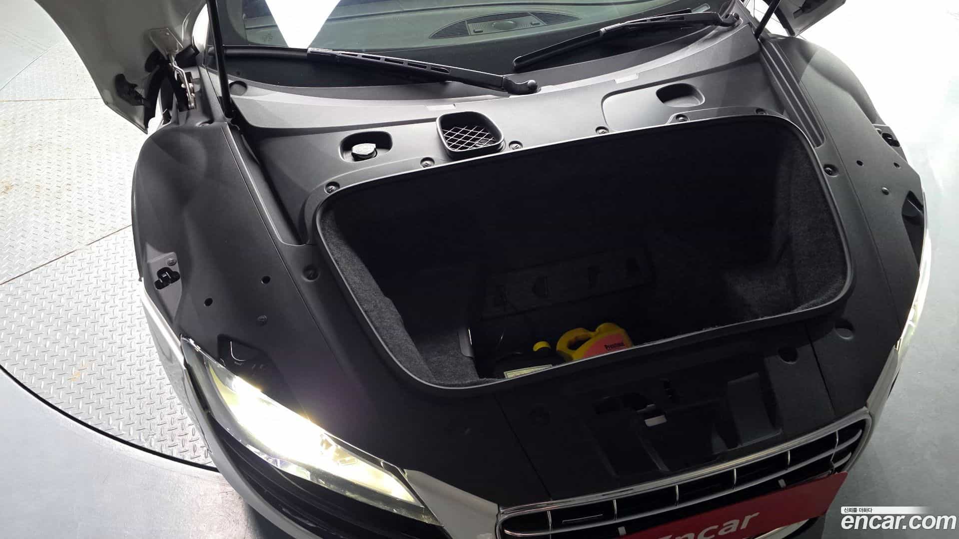 R8 Audi 2012.0-OUTER-006