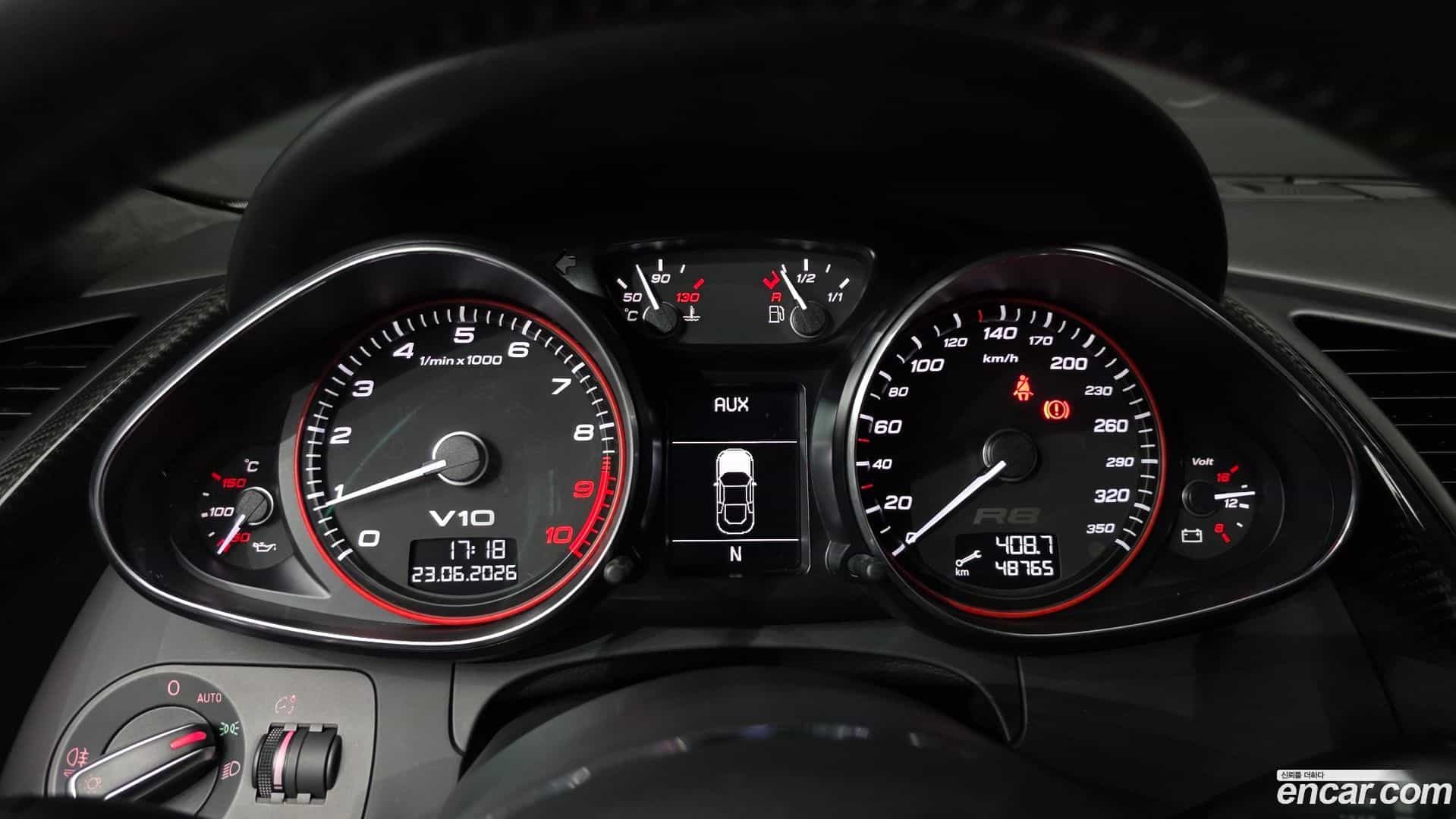 R8 Audi 2012.0-INNER-008