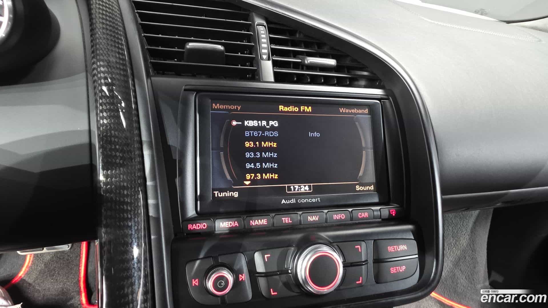 R8 Audi 2012.0-OPTION-019