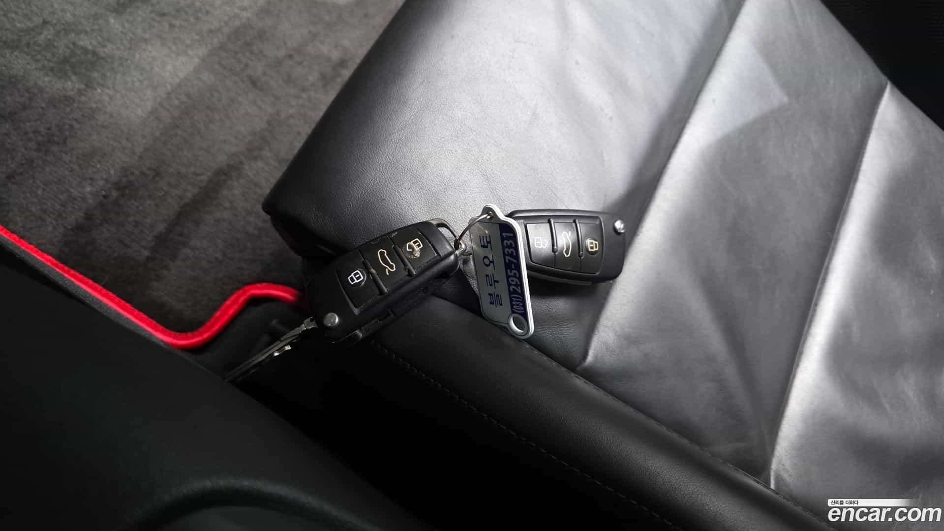 R8 Audi 2012.0-OPTION-021