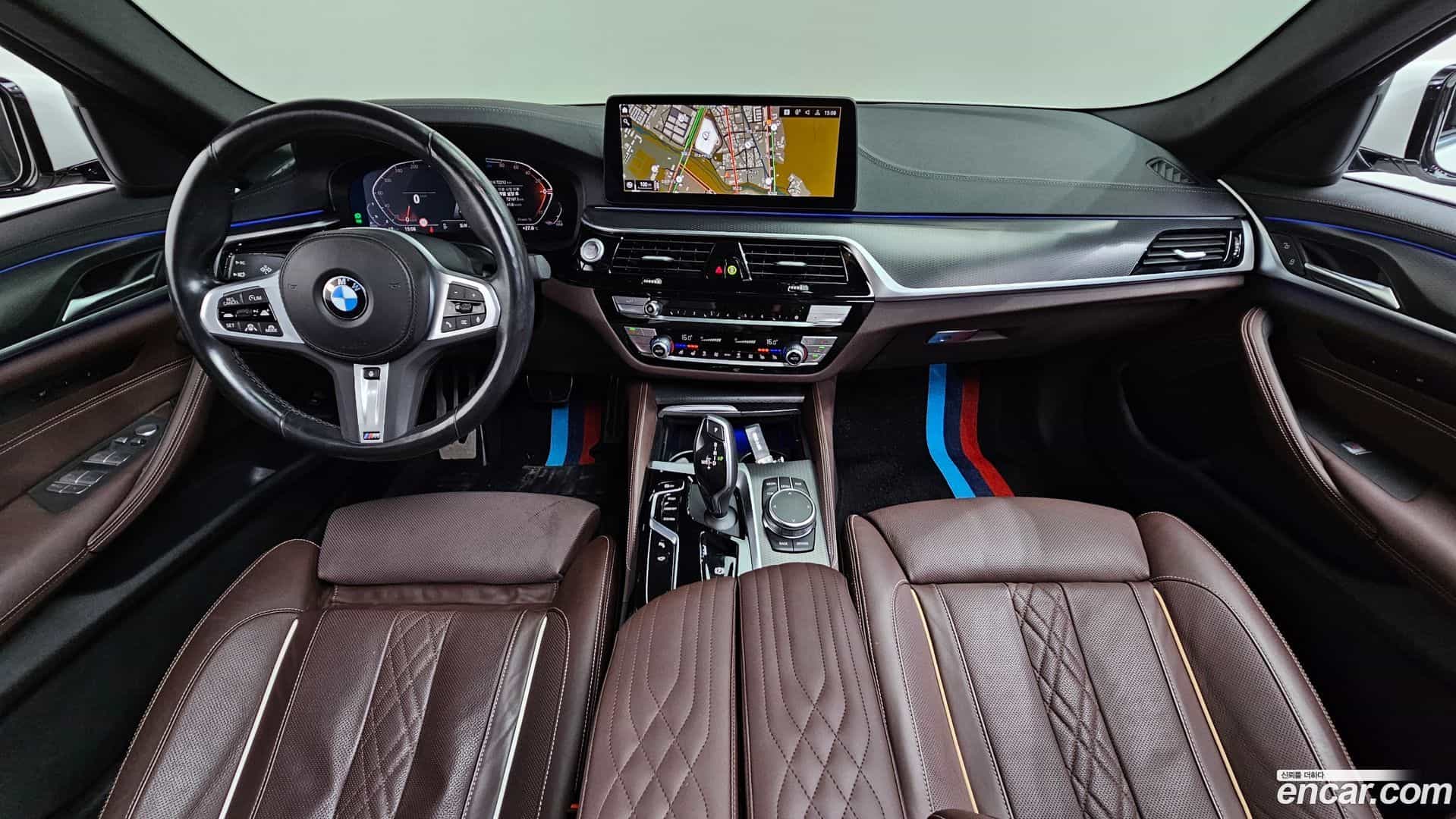 5-Series BMW 2023.6-INNER-007