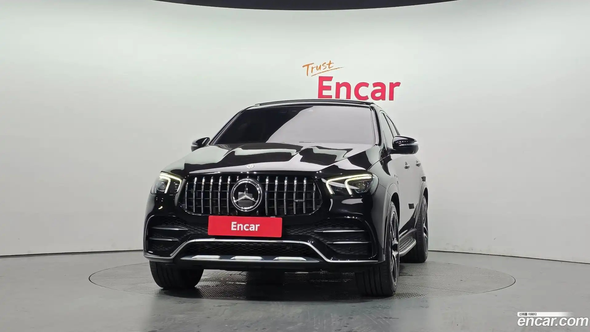 GLE-Class Mercedes-Benz 2022.2-OUTER-003