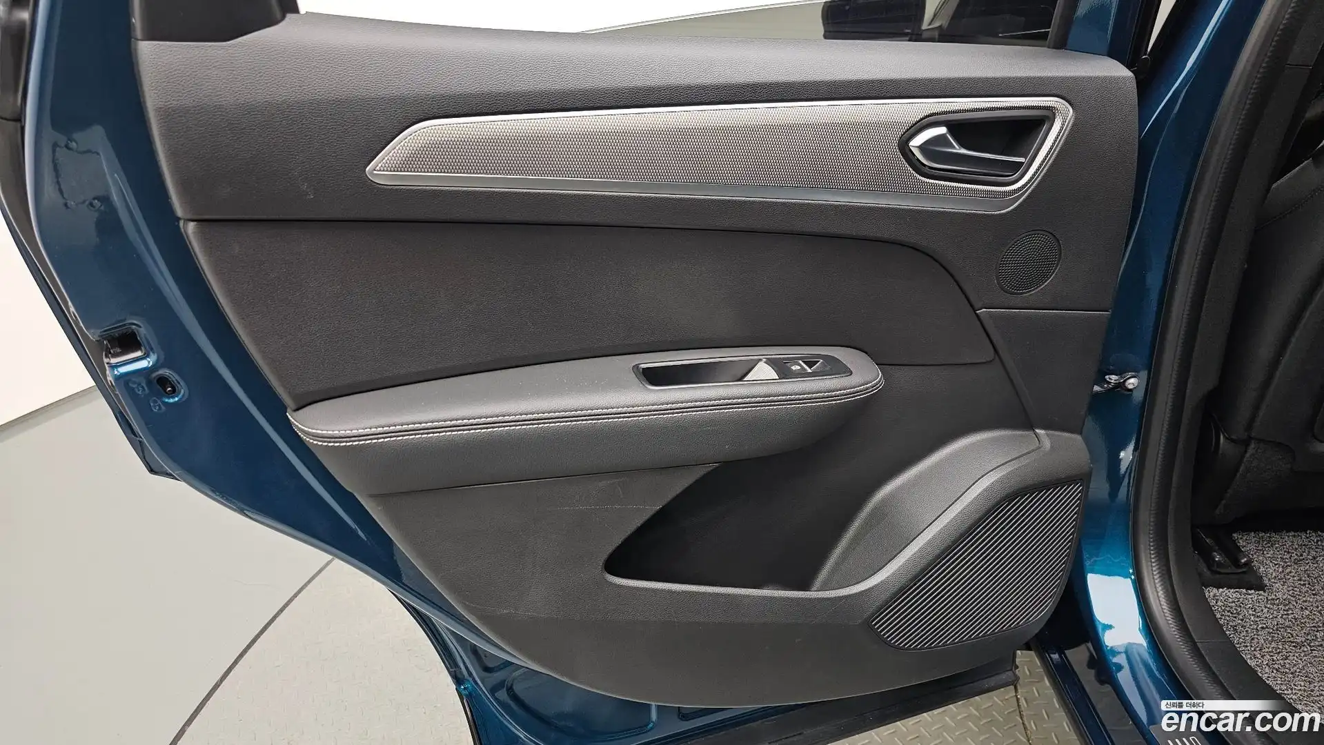 XM3 Renault Korea 2022.10-INNER-035