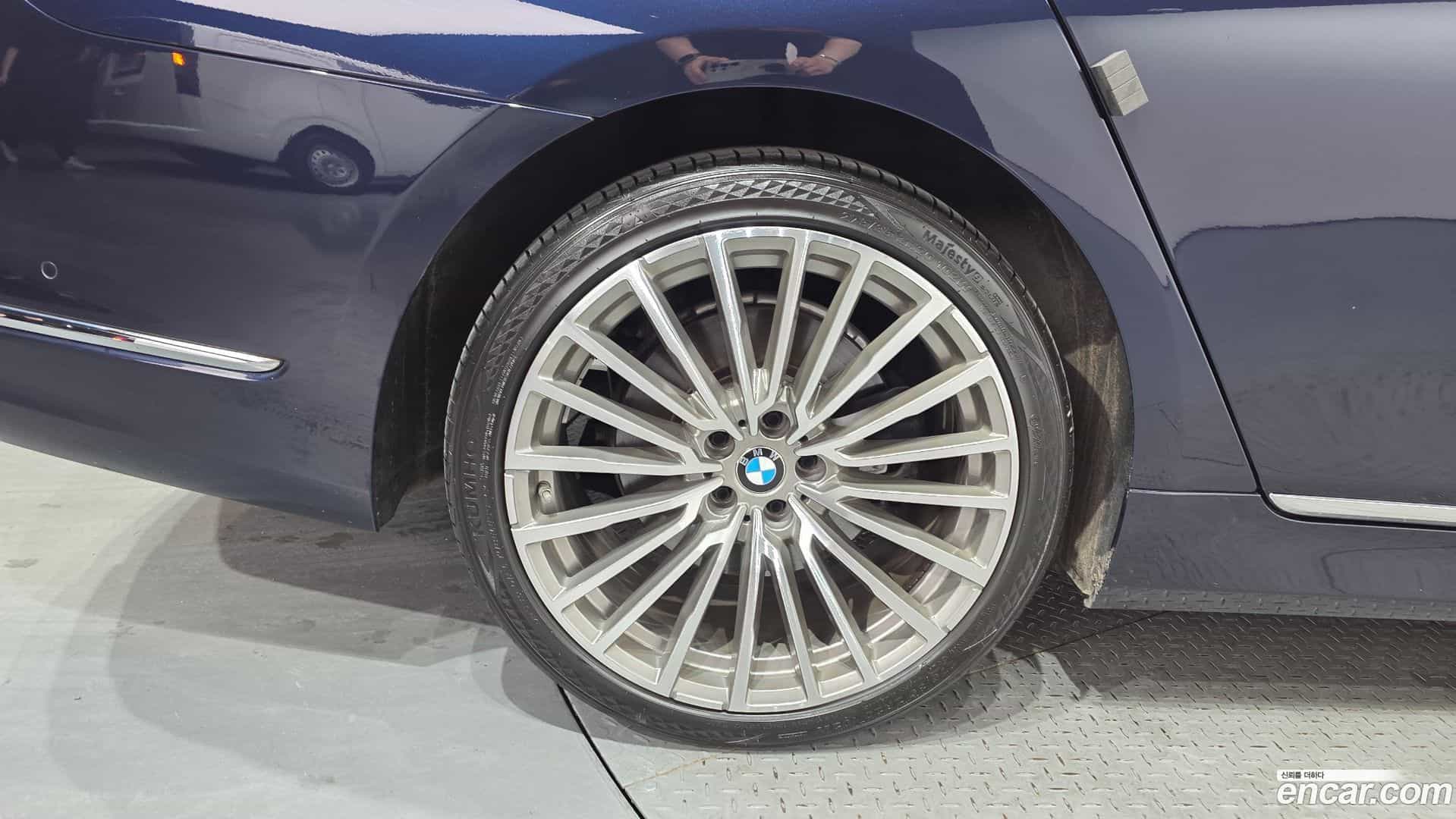 7-Series BMW 2020.1-OUTER-005