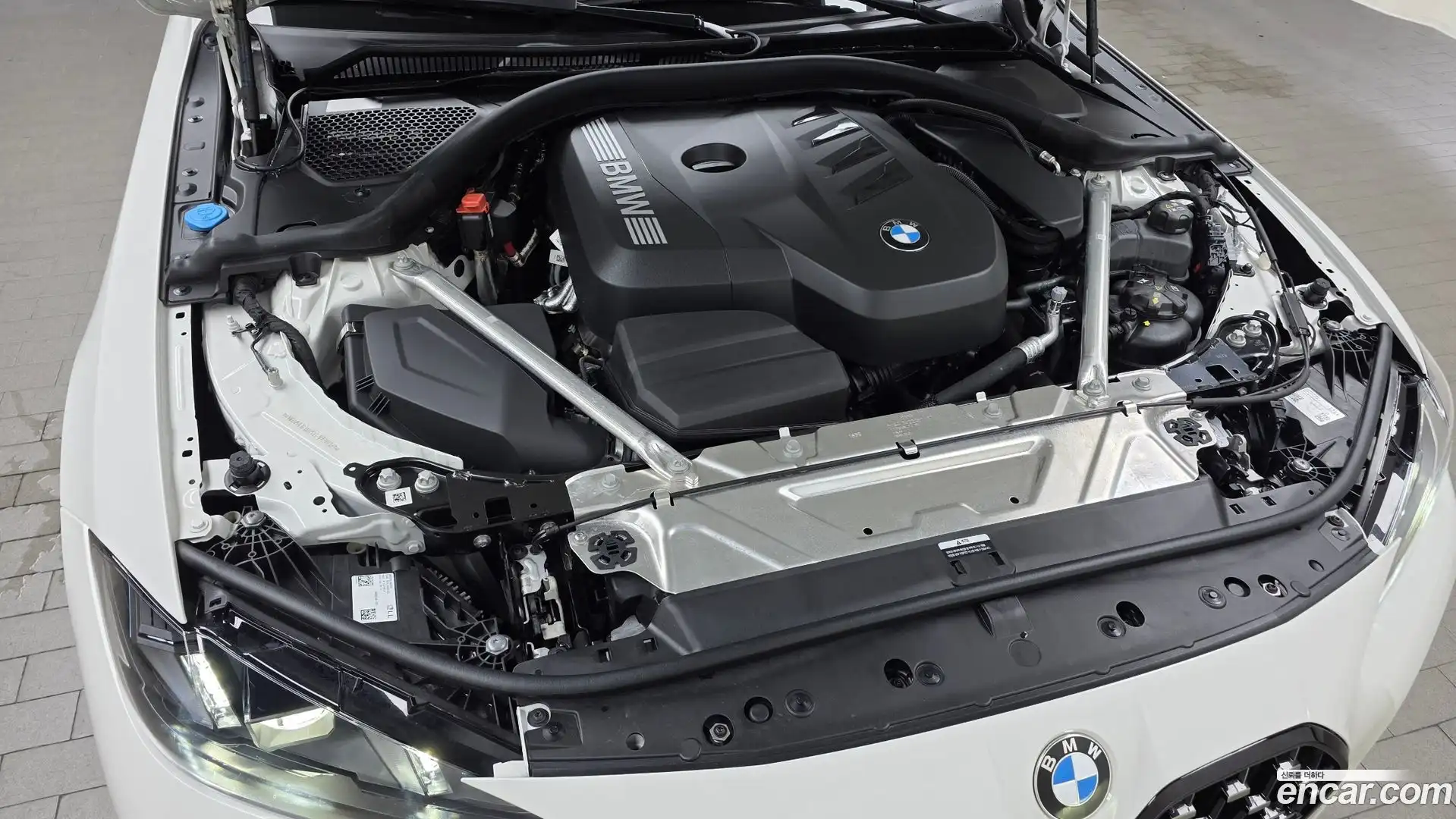 4-Series BMW 2025.10-OUTER-006