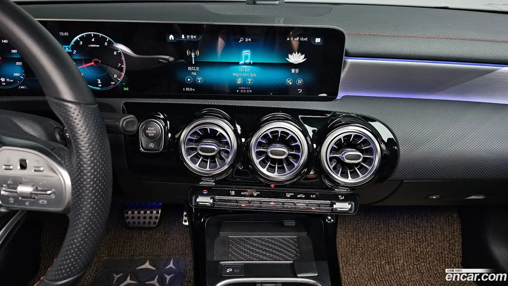 CLA-Class Mercedes-Benz 2020.3-OPTION-018