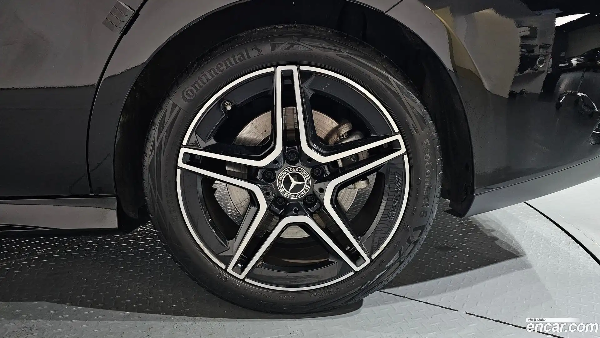 CLA-Class Mercedes-Benz 2020.3-OUTER-031