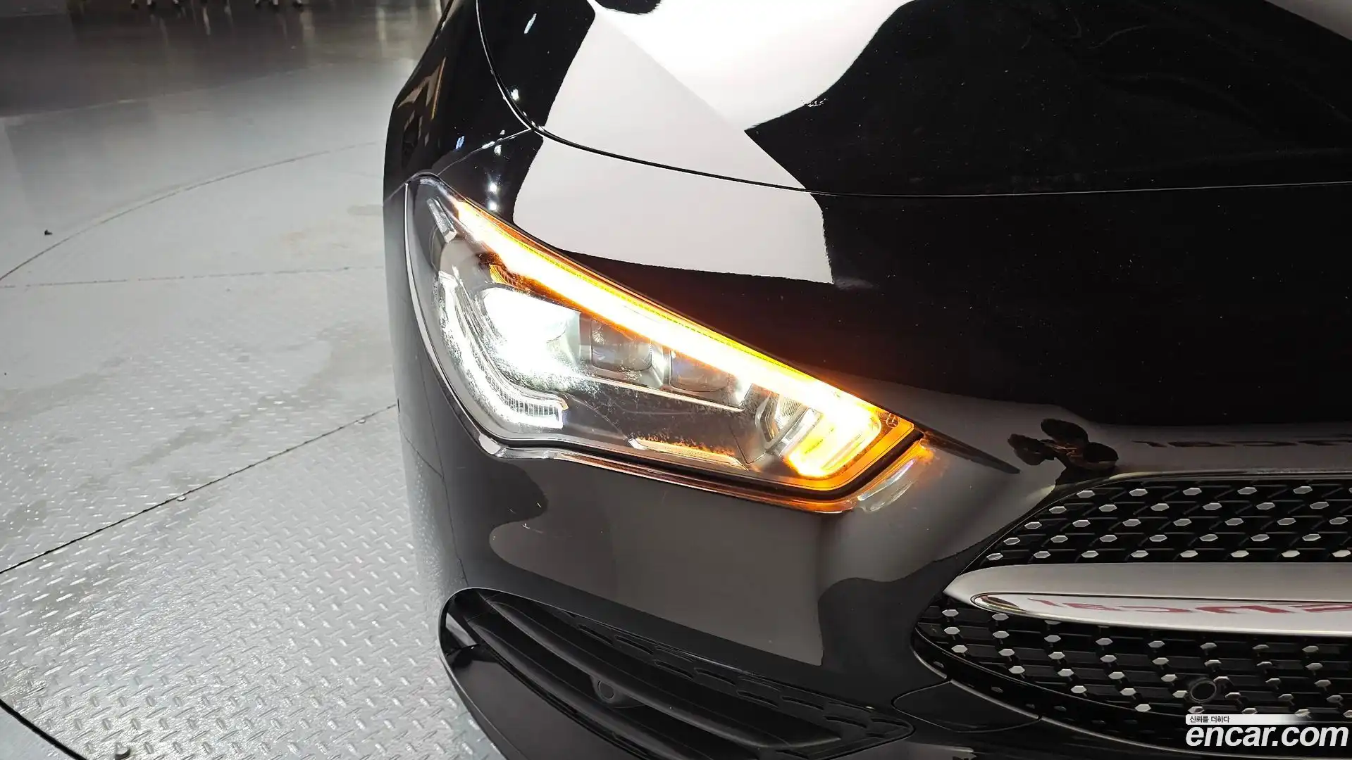 CLA-Class Mercedes-Benz 2020.3-OUTER-032