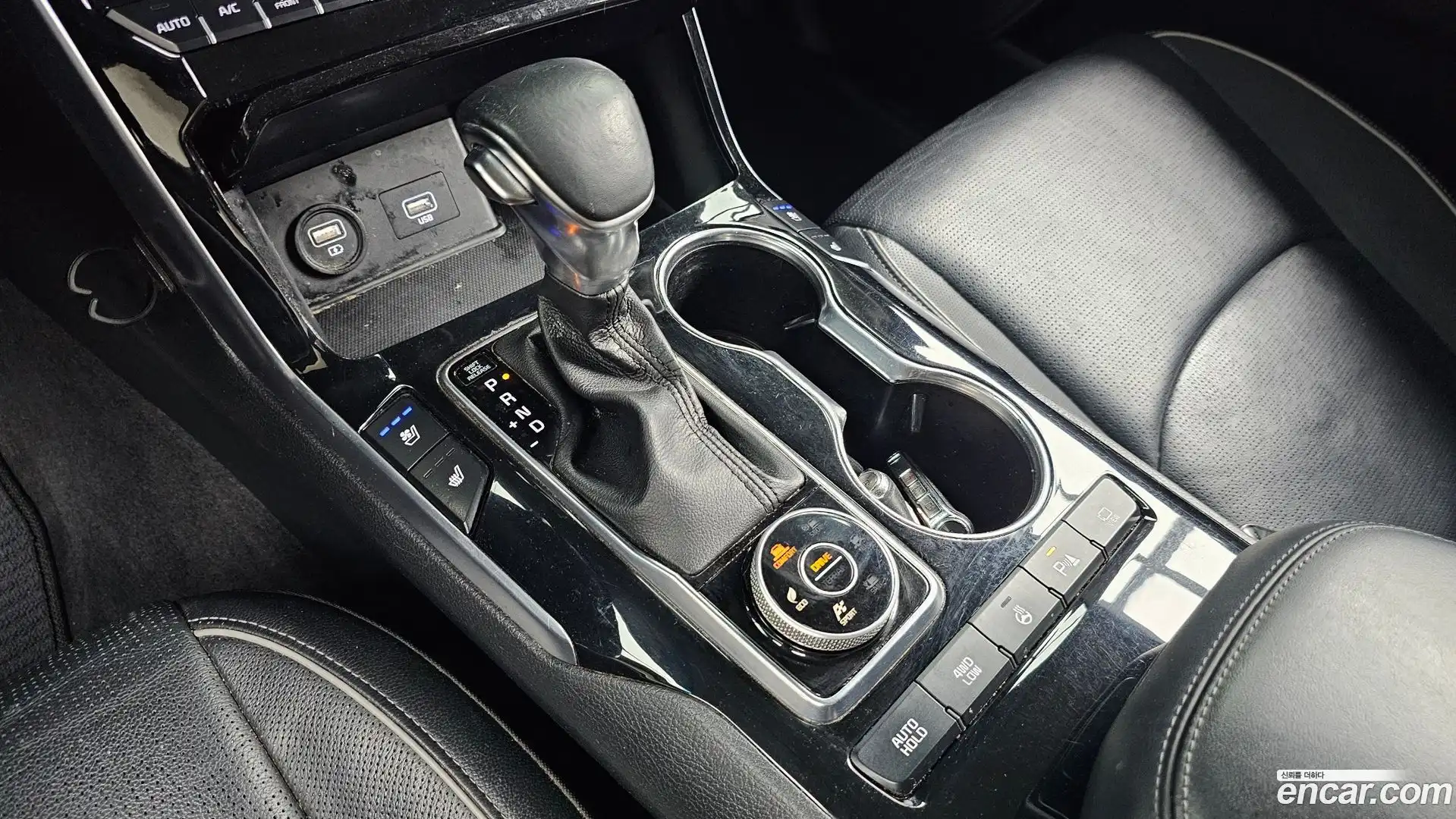 Mohave Kia 2019.11-INNER-009