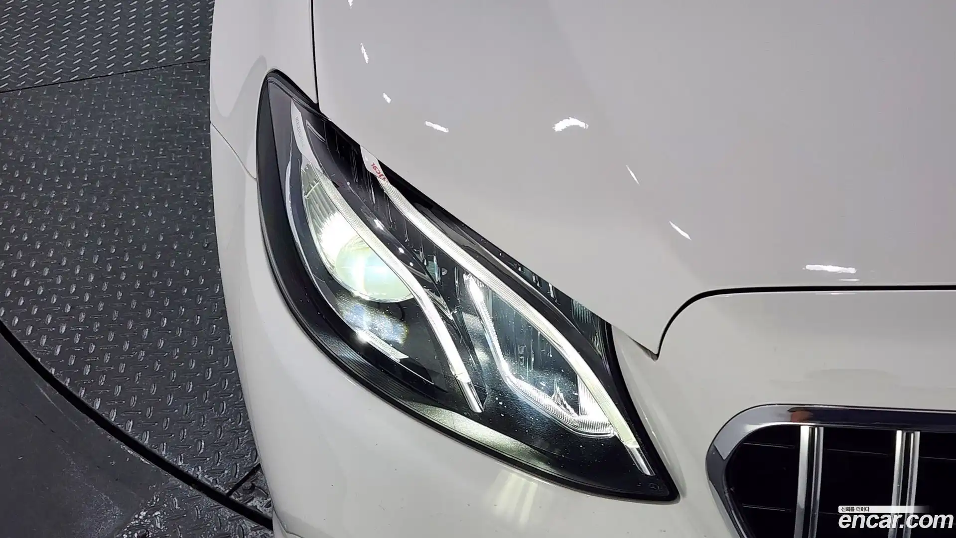 E-Class Mercedes-Benz 2018.10-OUTER-032