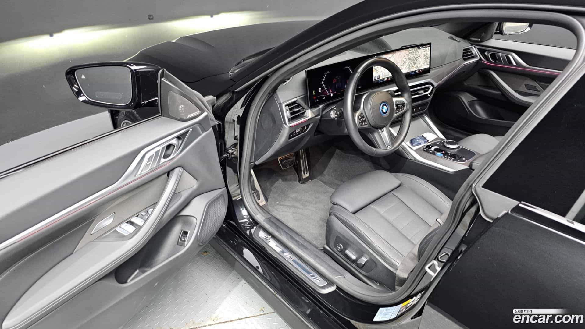 i4 BMW 2023.8-INNER-010