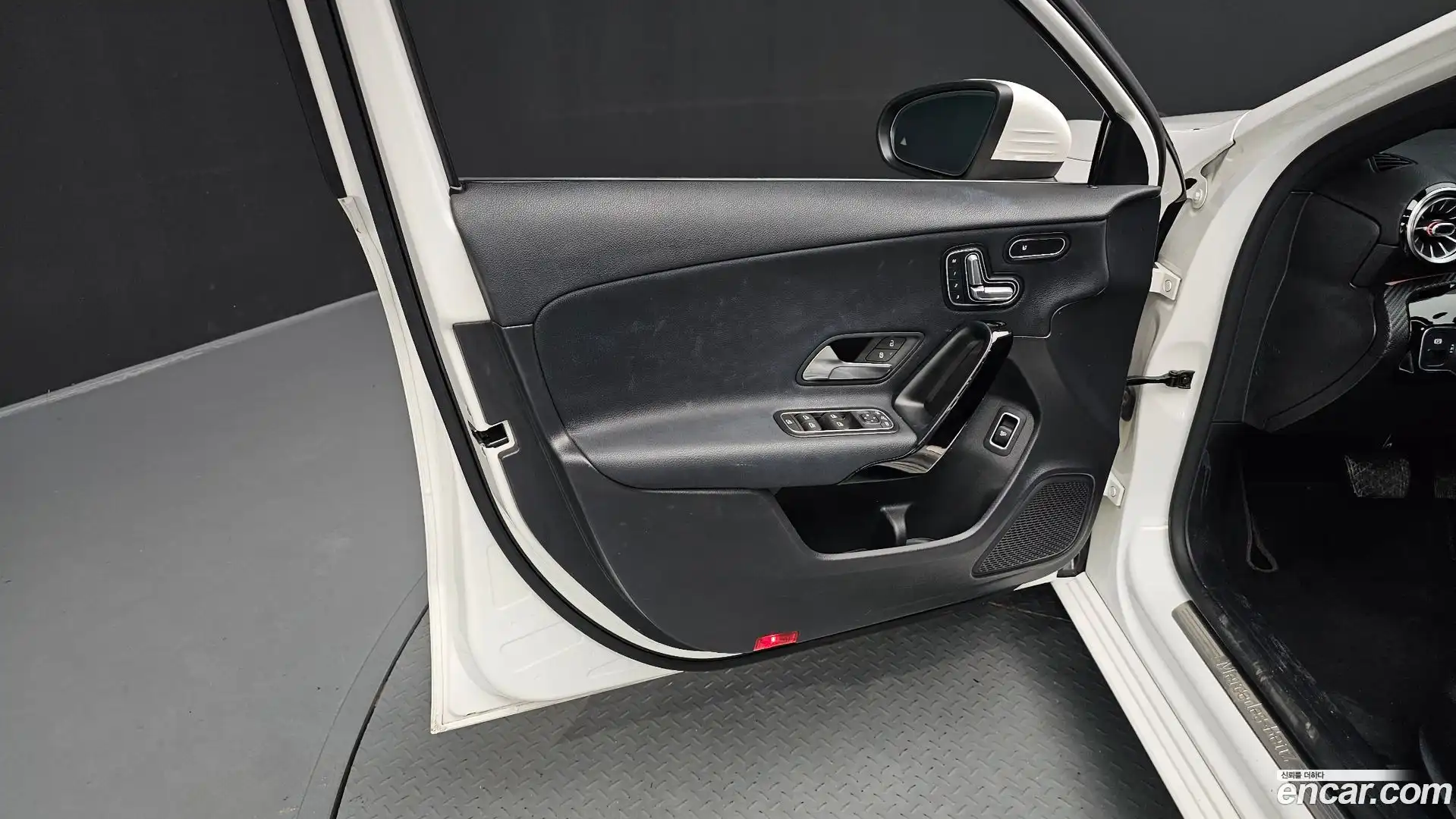 A-Class Mercedes-Benz 2020.7-INNER-034