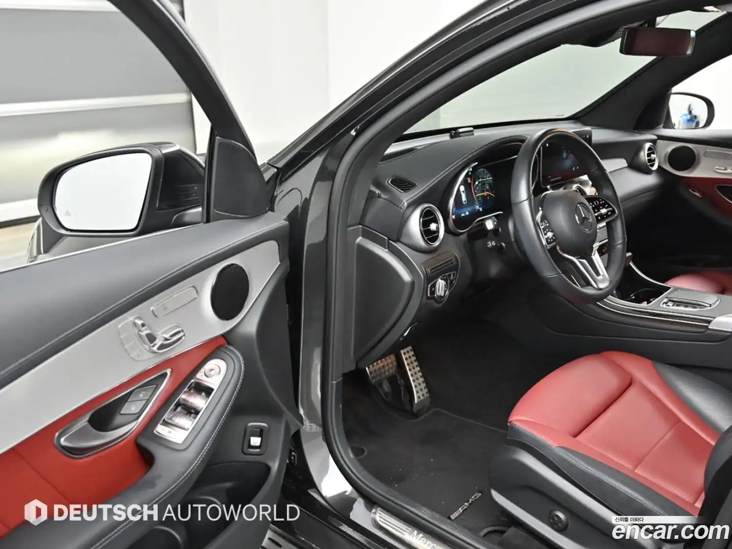 GLC-Class Mercedes-Benz 2023.2-OPTION-015