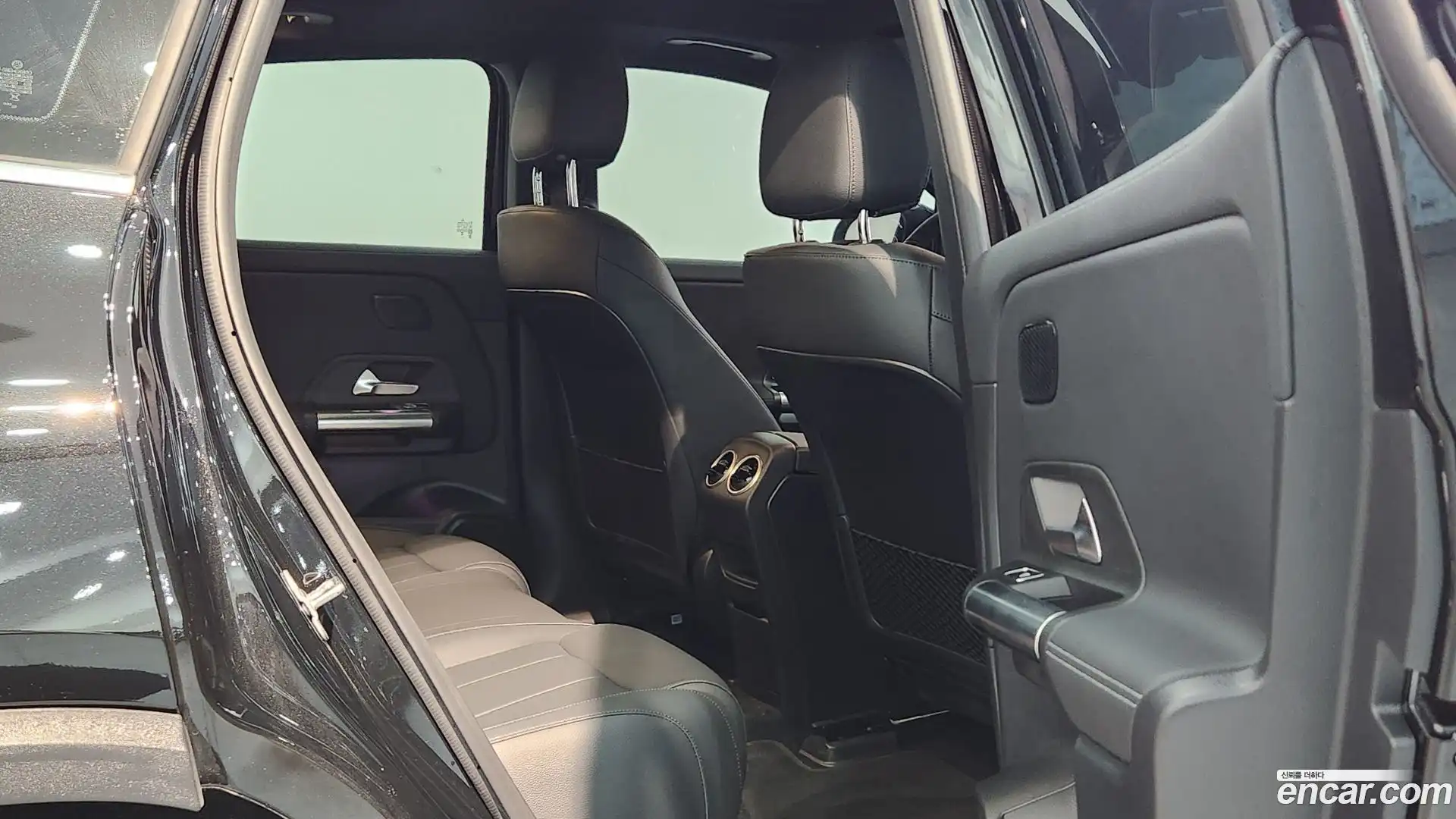 EQA Mercedes-Benz 2025.10-OPTION-018