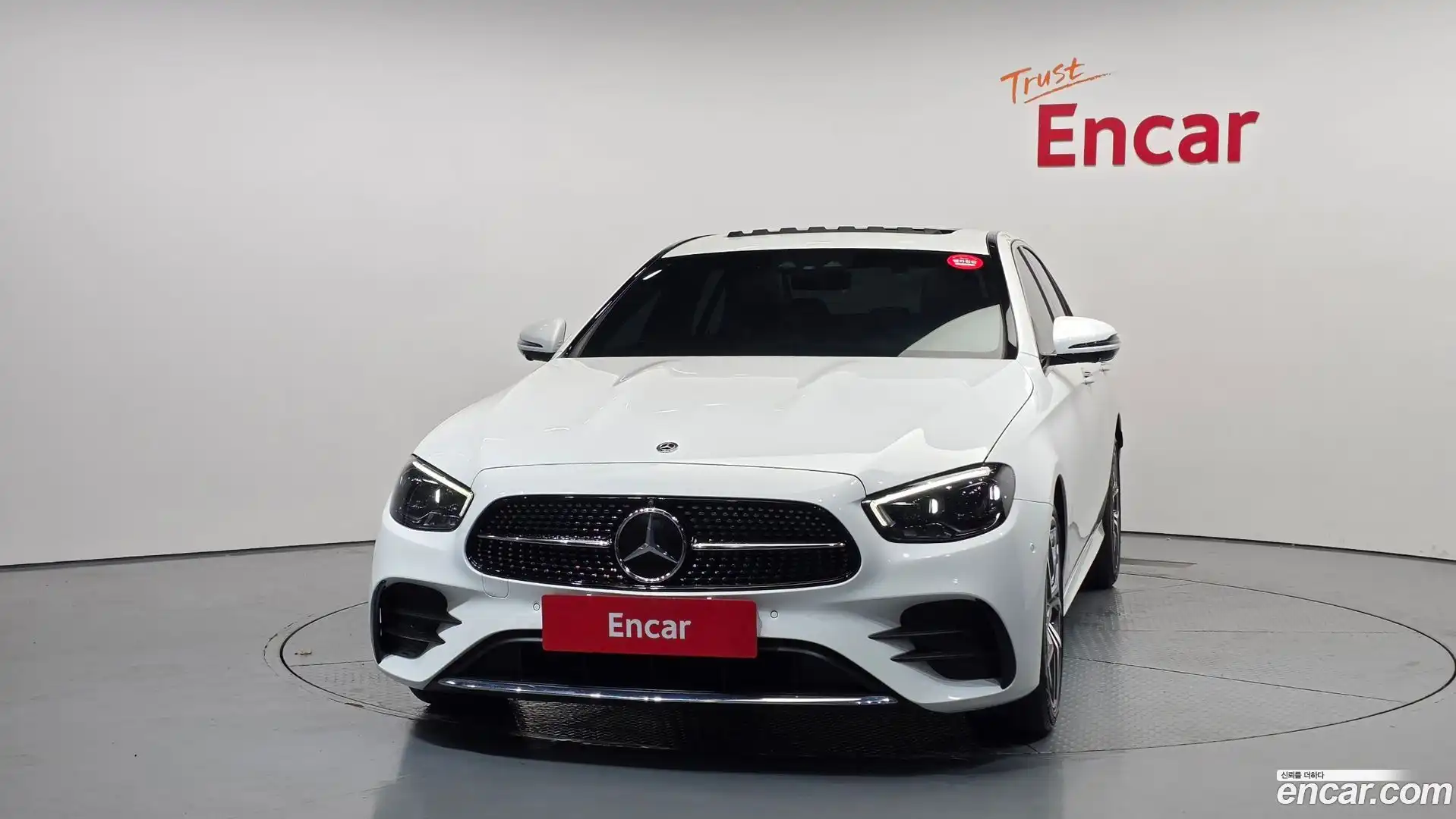 E-Class Mercedes-Benz 2020.11-OUTER-003
